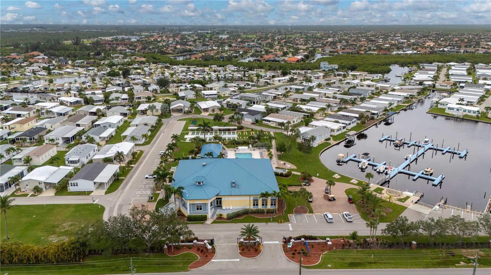 WINDMILL VILLAGE - Residential