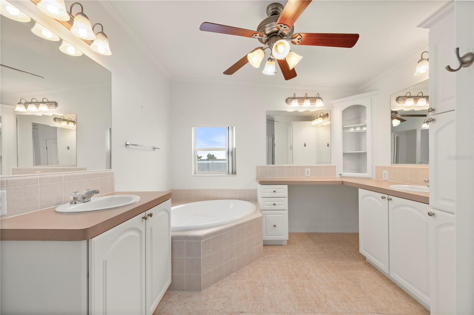 WINDMILL VILLAGE - Residential