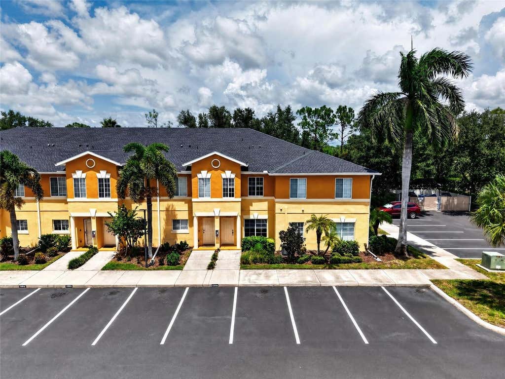 Photo of 12928 Tigers Eye Drive, Venice, FL 34292 (MLS # A4704184)