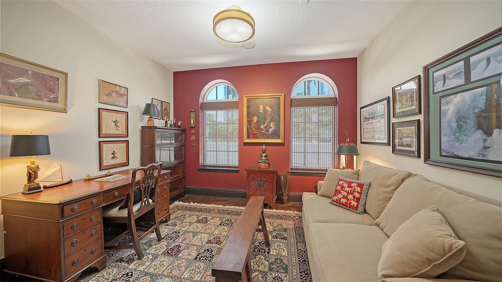 THE GRANDE RIVIERA - Residential