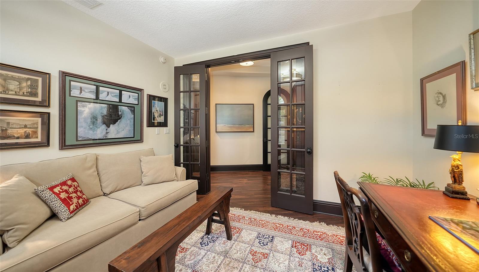 THE GRANDE RIVIERA - Residential