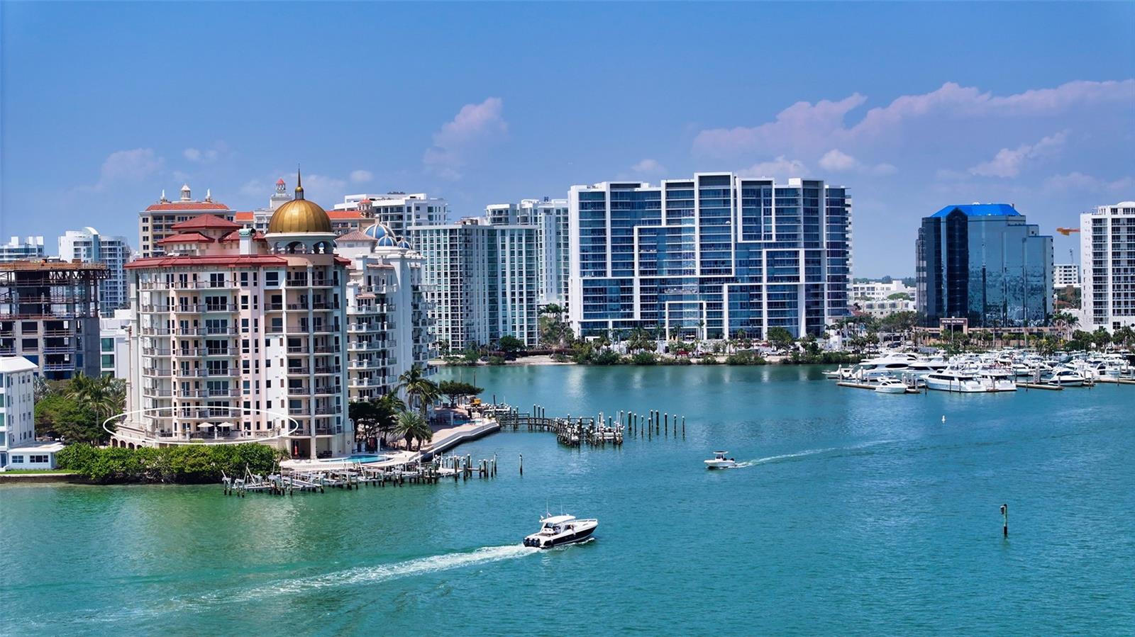 THE GRANDE RIVIERA - Residential