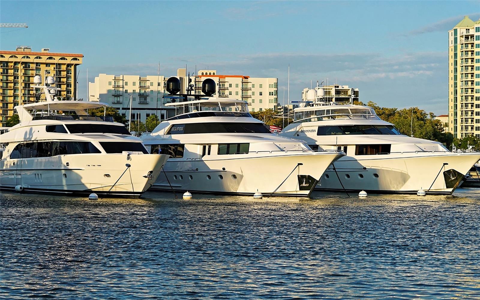 THE GRANDE RIVIERA - Residential