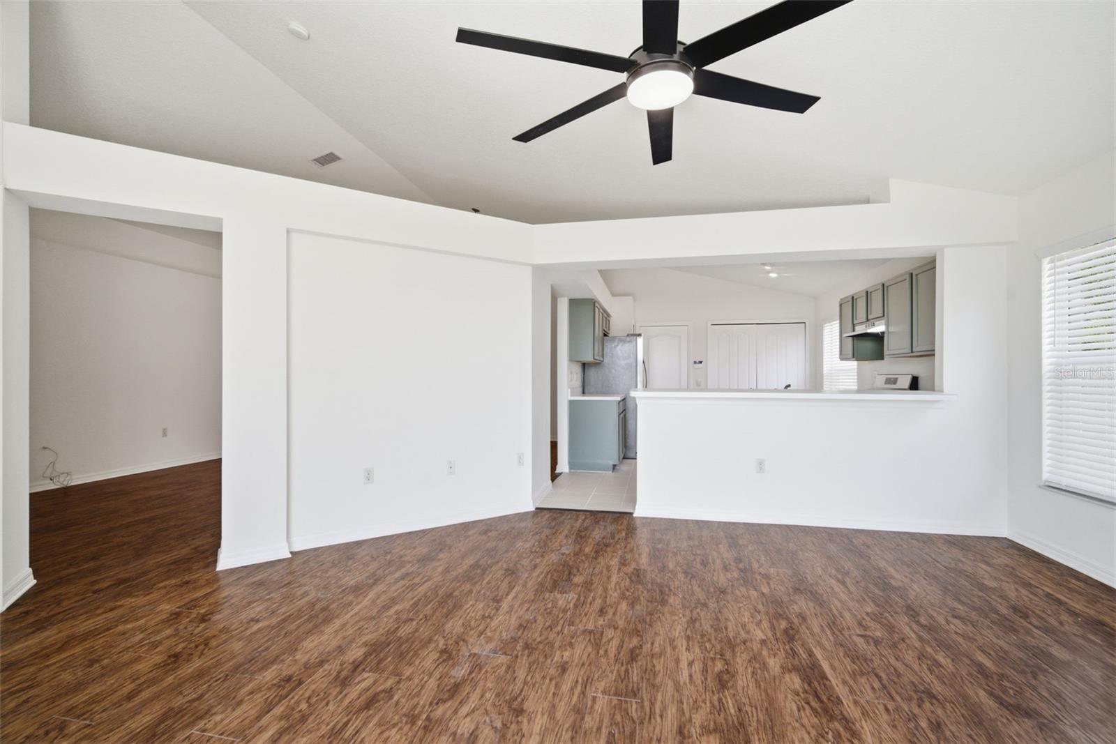 KINGS LAKE PHASE 3 - Residential