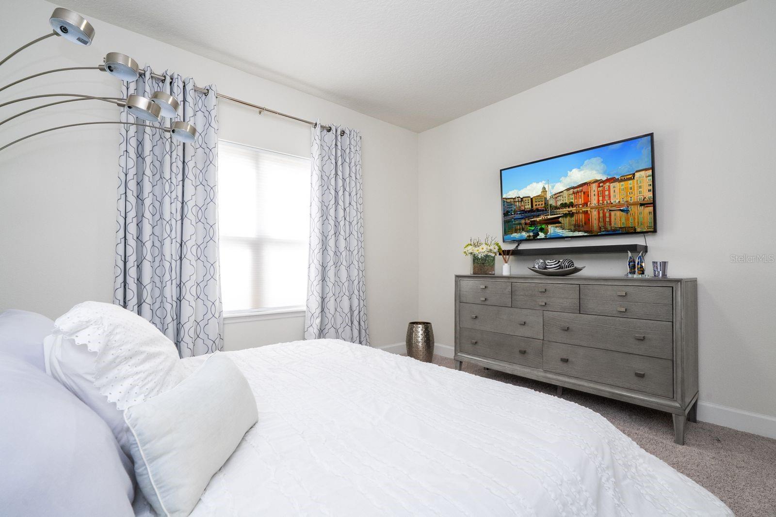 ROYAL LEGACY ESTATES - Residential