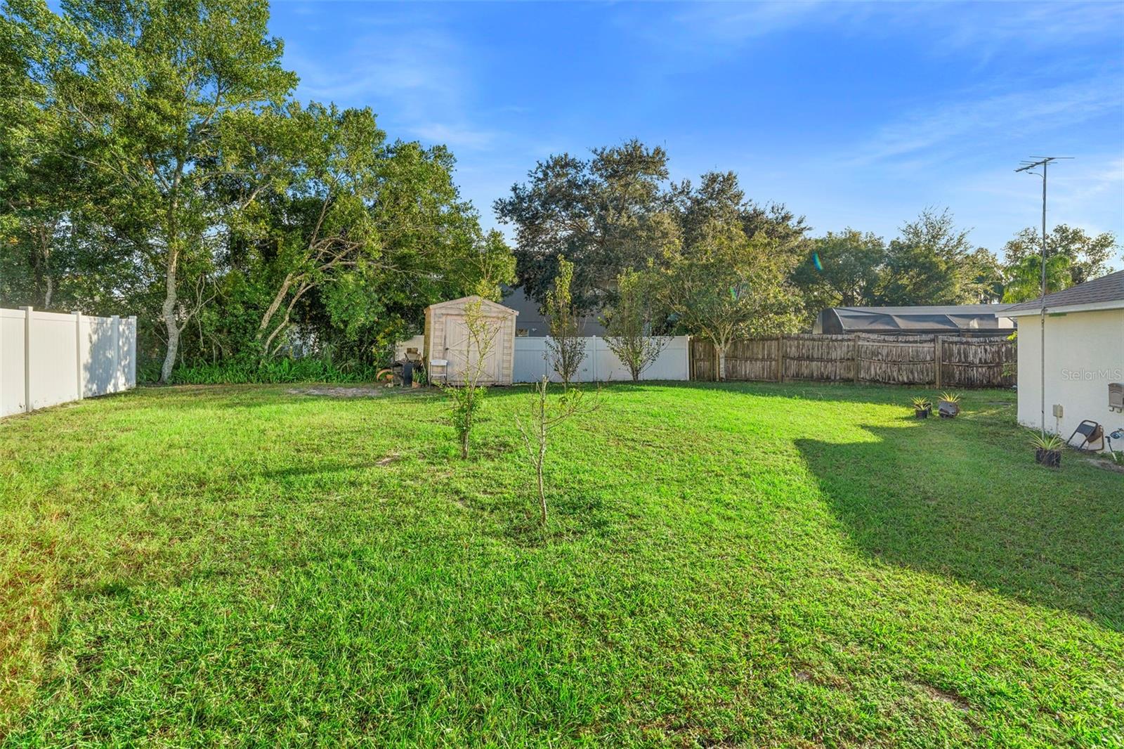 DELTONA LAKES UNIT 02 - Residential