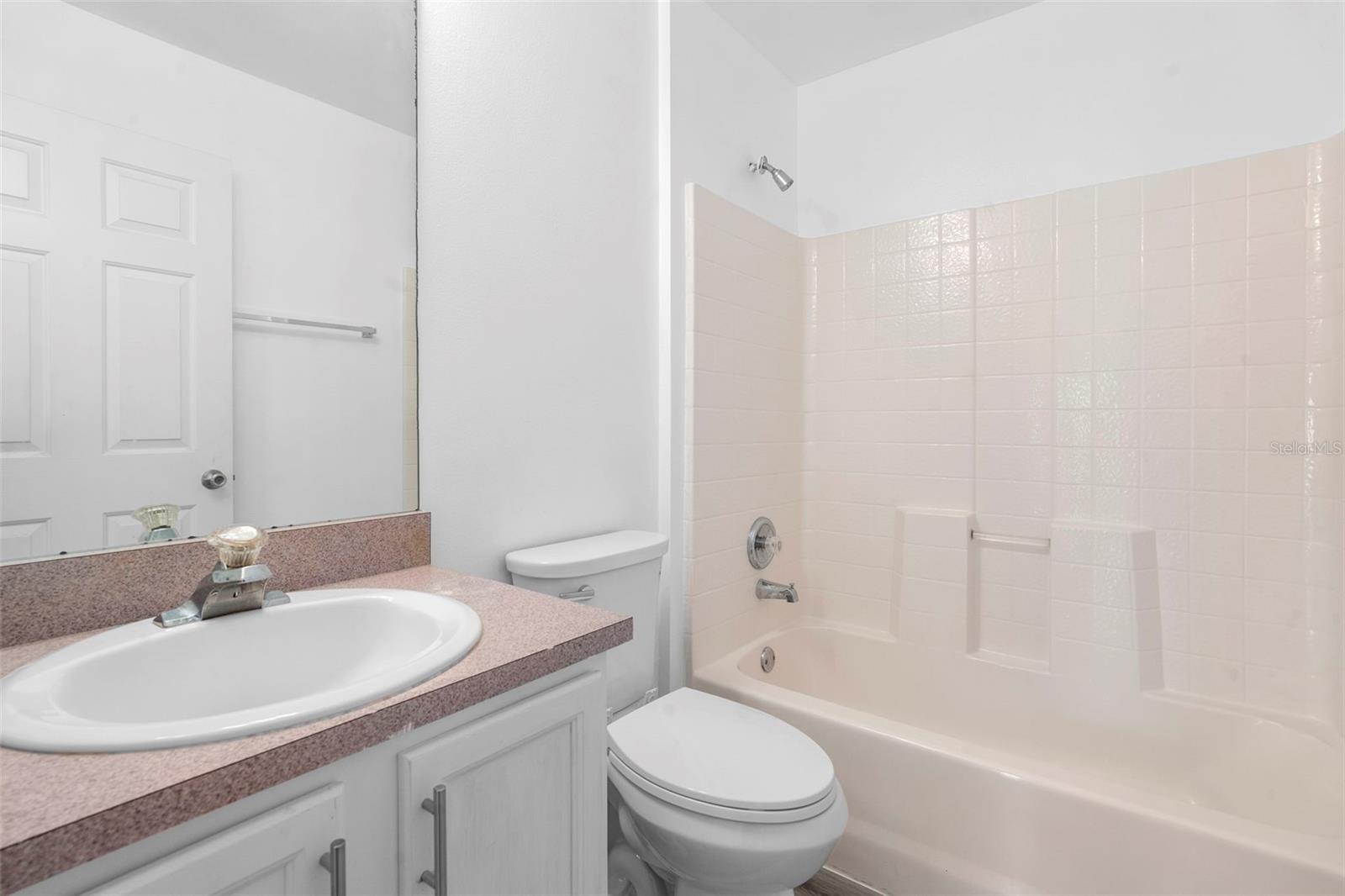 DELTONA LAKES UNIT 02 - Residential