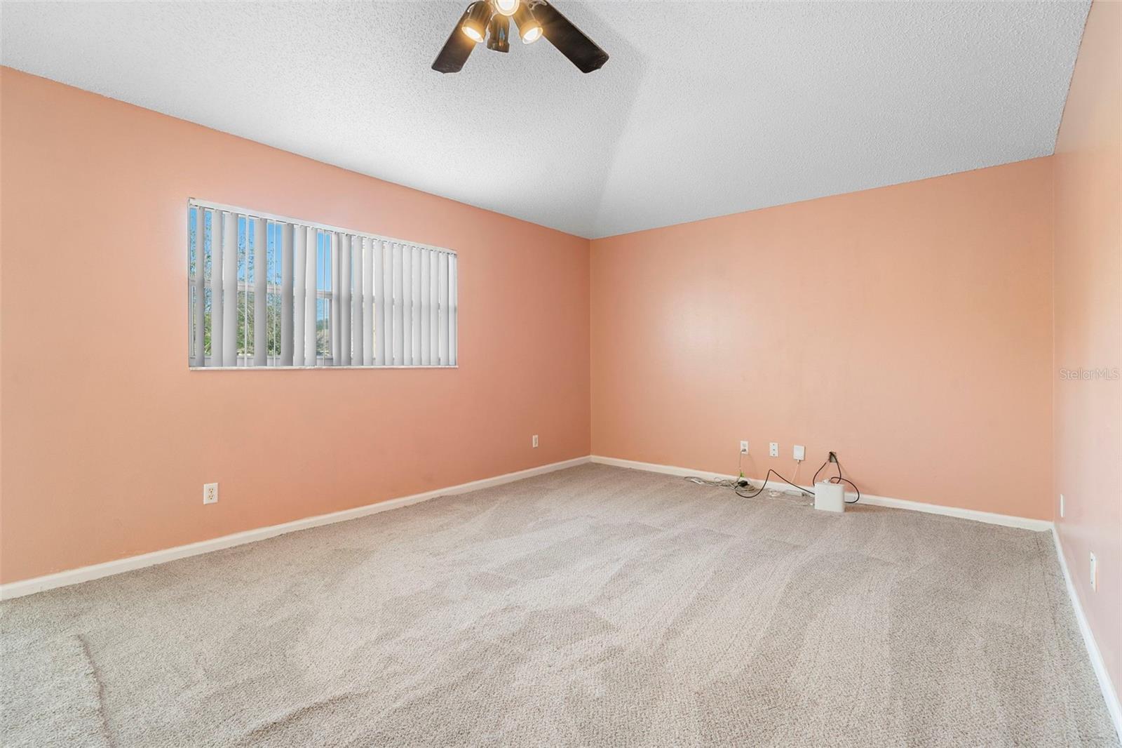 DELTONA LAKES UNIT 02 - Residential