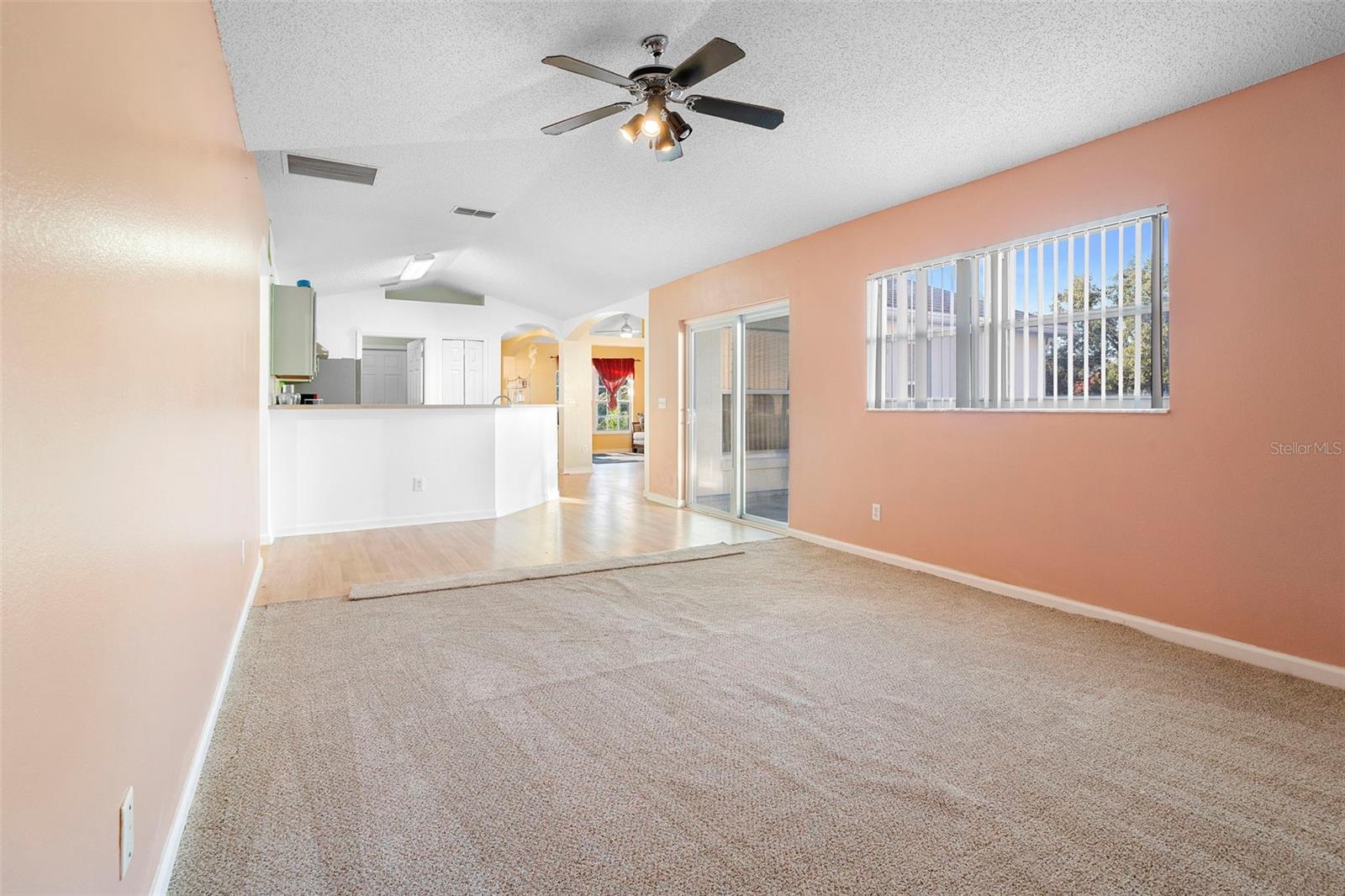 DELTONA LAKES UNIT 02 - Residential