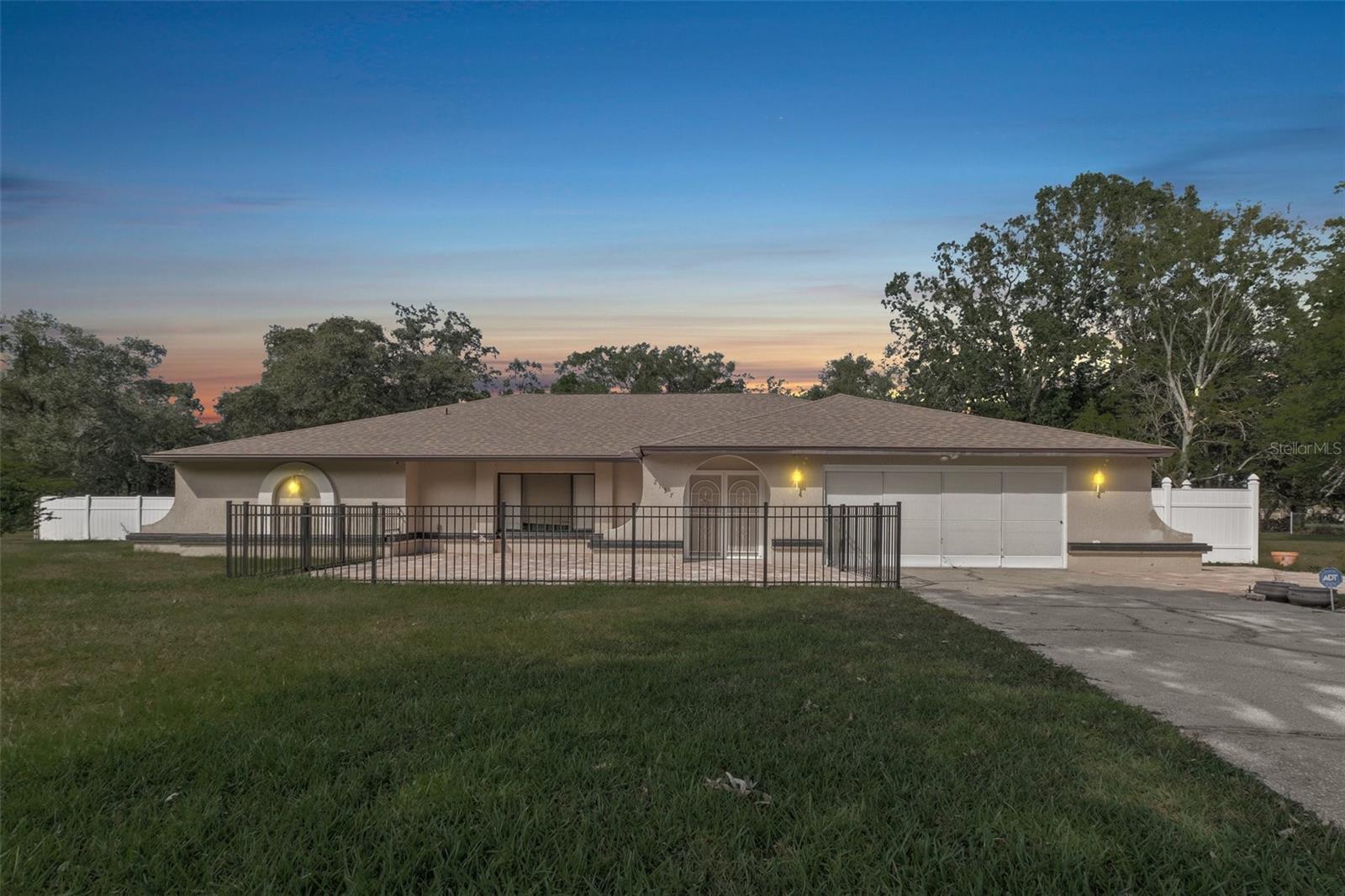 ORCHARD PARK - Residential