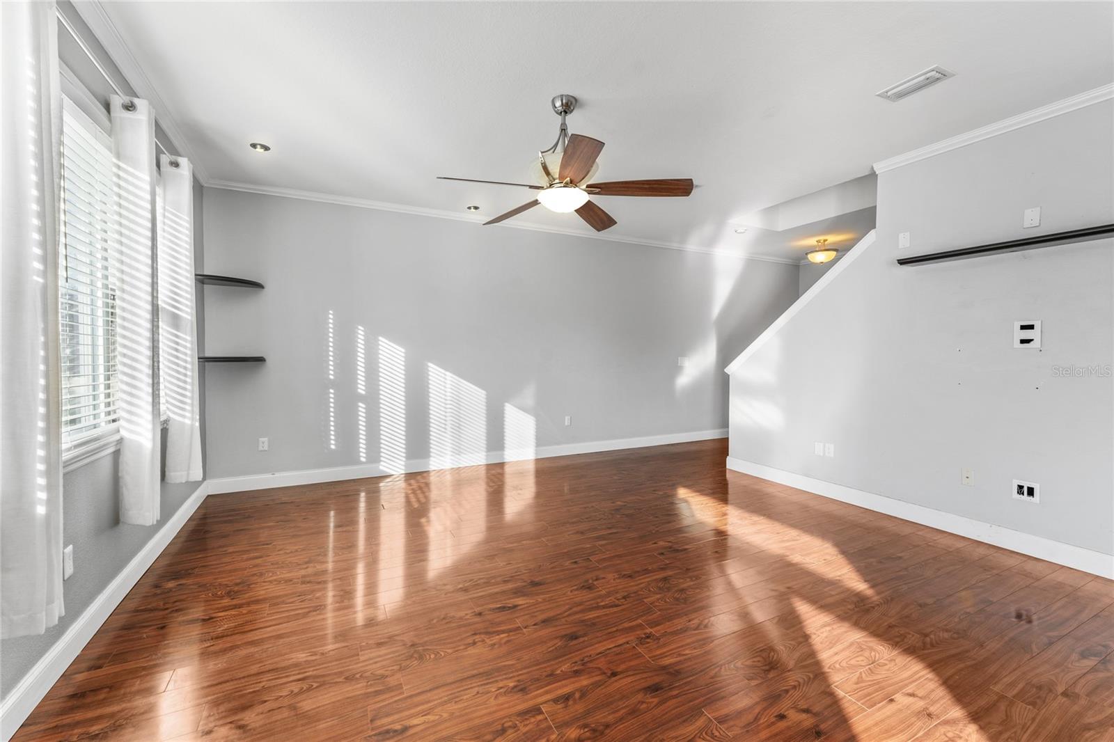 TIERRA DEL SOL PH 01 - Residential Lease