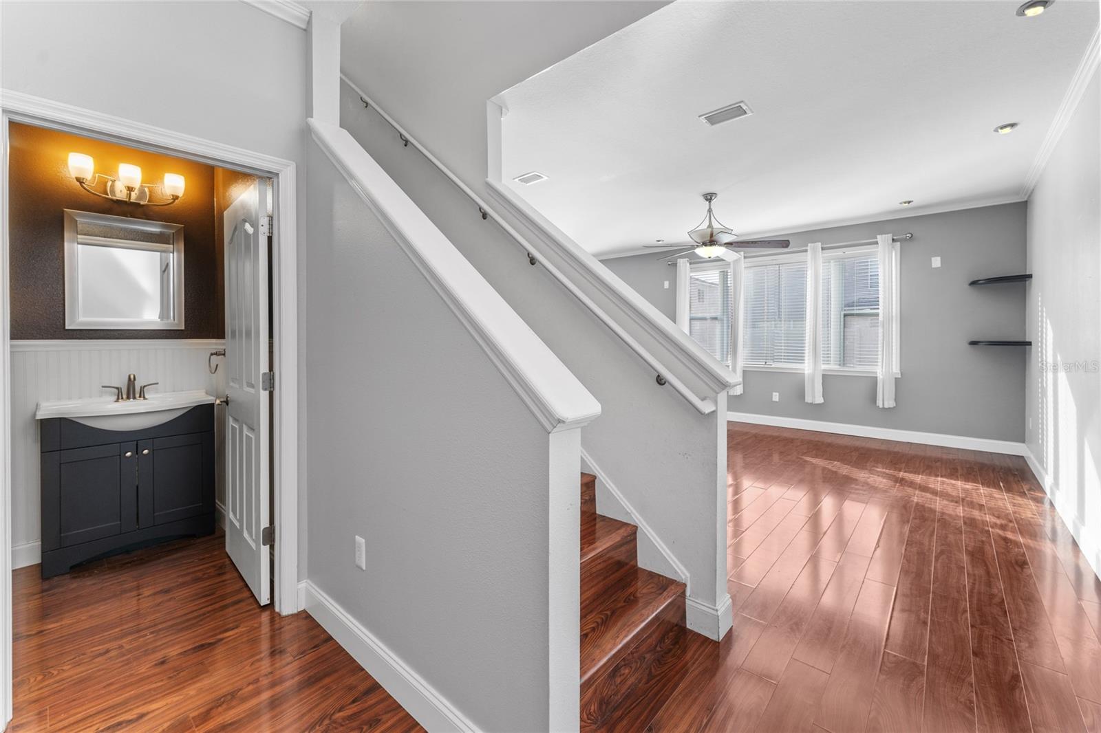 TIERRA DEL SOL PH 01 - Residential Lease