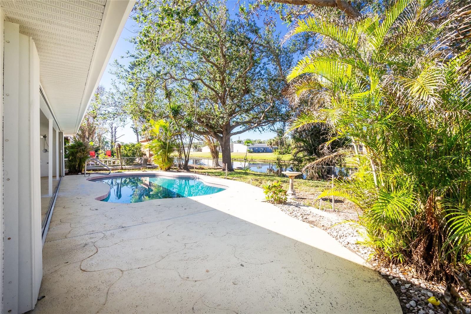 ROTONDA WEST PEBBLE BEACH - Residential