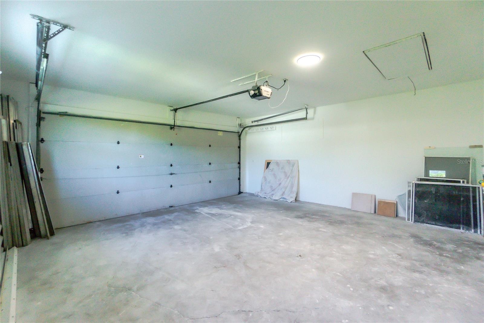 ROTONDA WEST PEBBLE BEACH - Residential