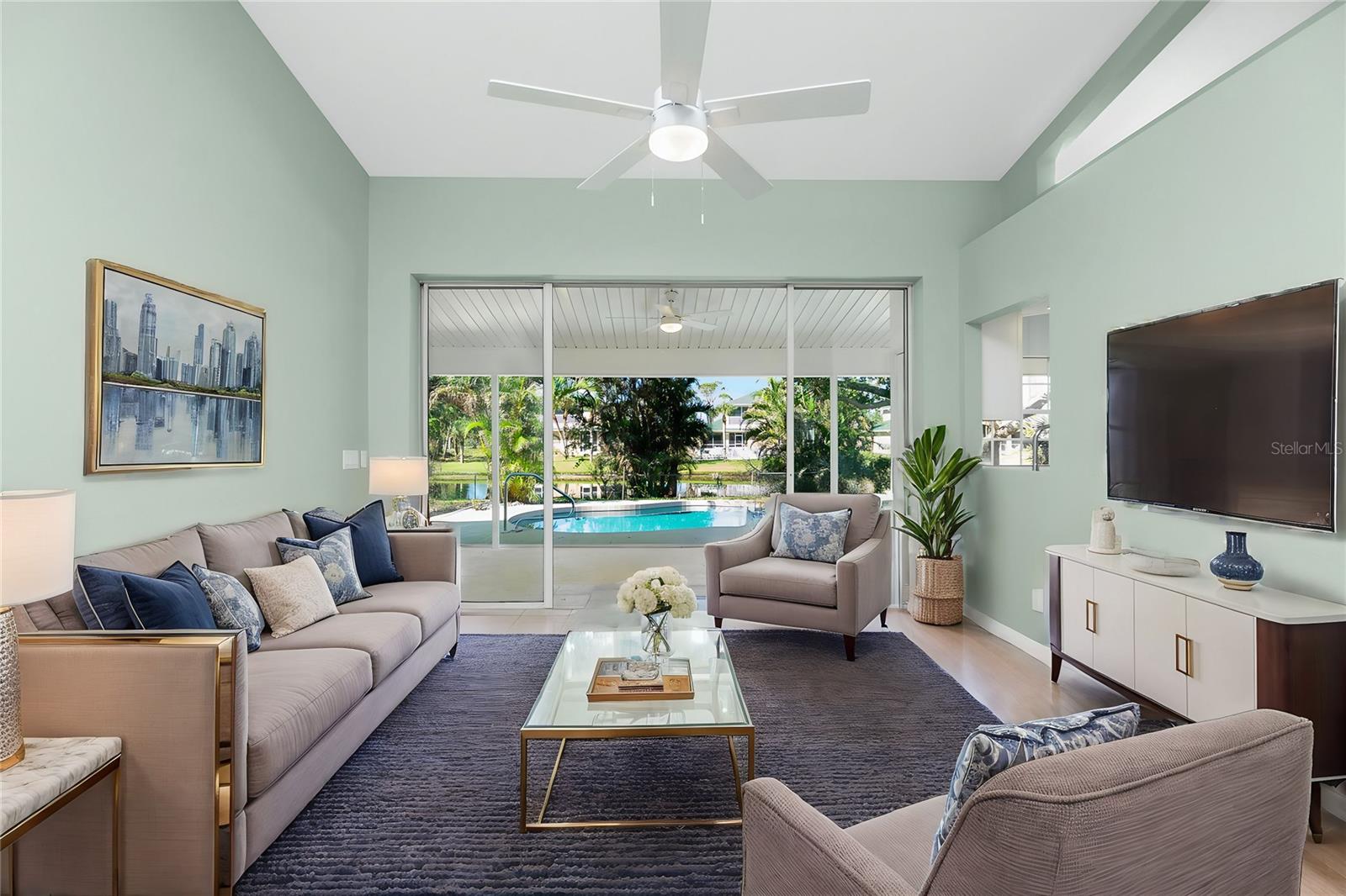 ROTONDA WEST PEBBLE BEACH - Residential