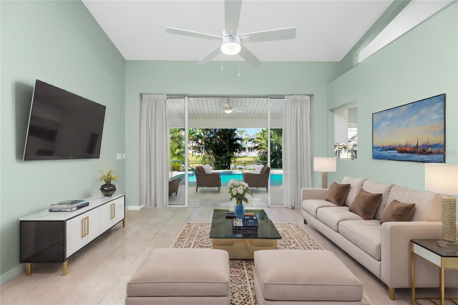 ROTONDA WEST PEBBLE BEACH - Residential