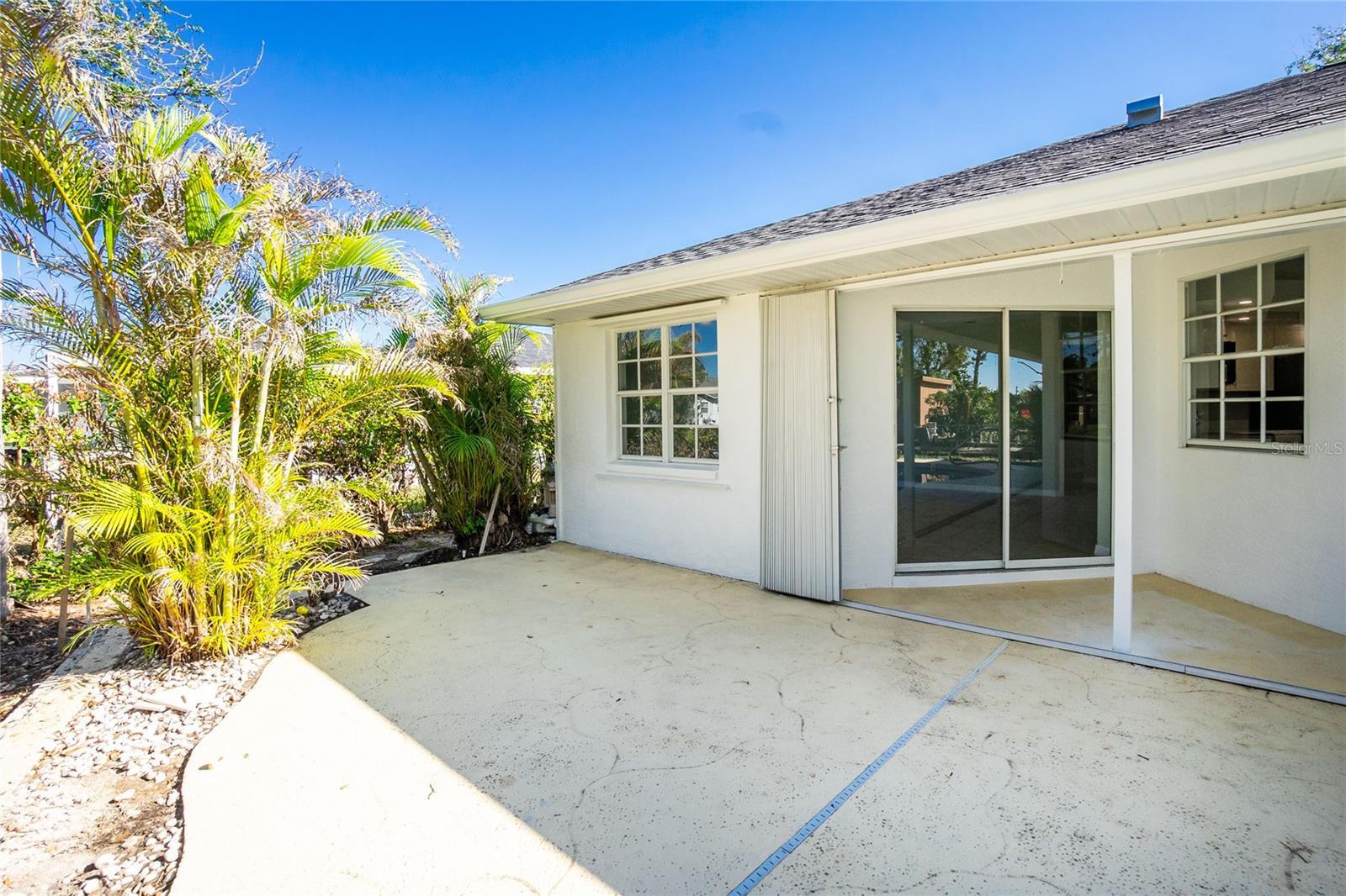 ROTONDA WEST PEBBLE BEACH - Residential