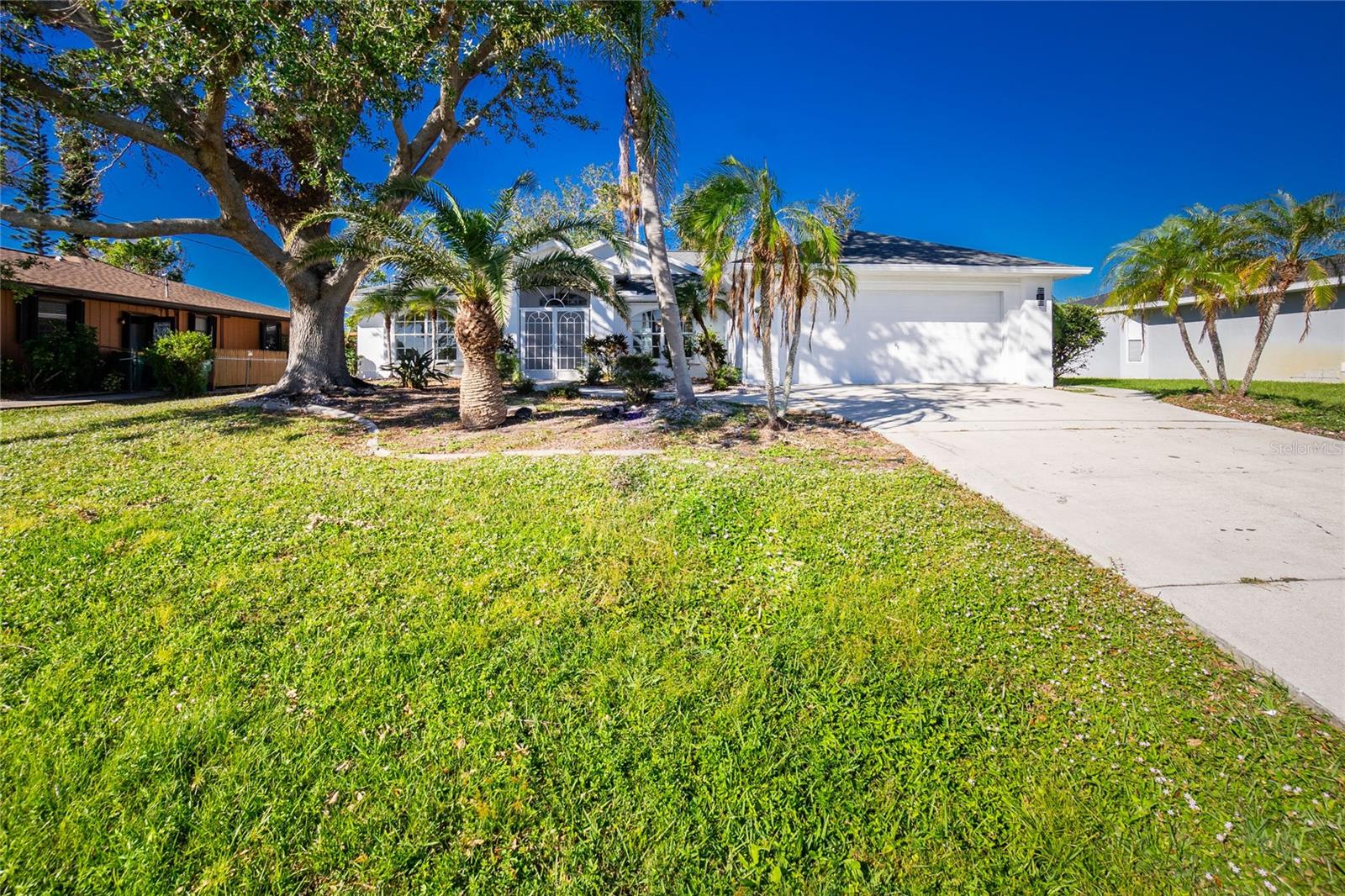 217 ROTONDA CIRCLE