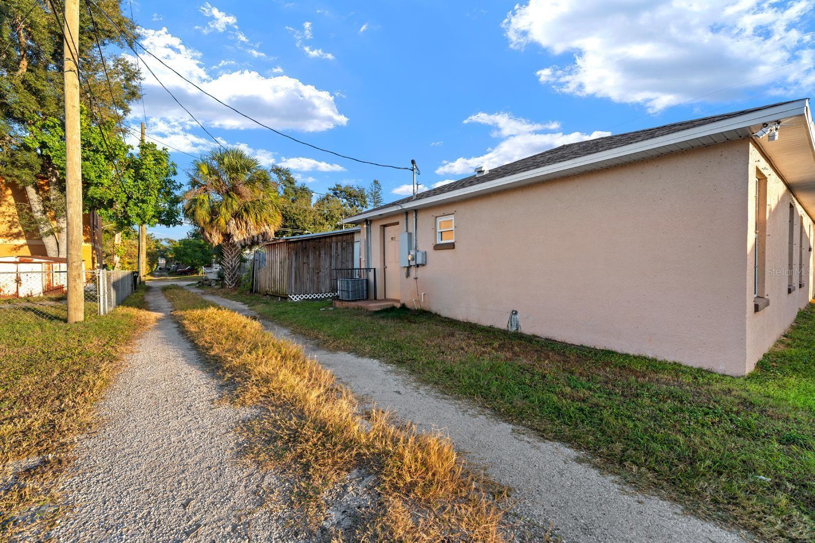 PRATHERS FIFTH ROYAL - Residential