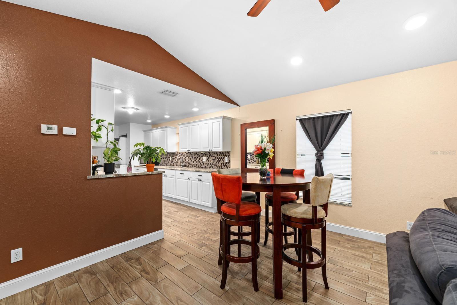 PRATHERS FIFTH ROYAL - Residential