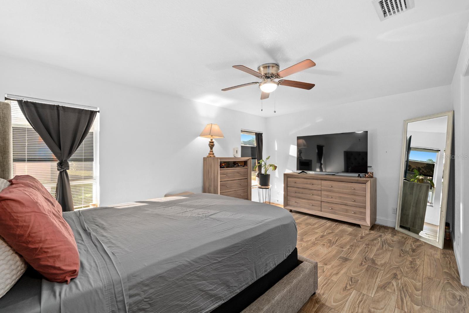 PRATHERS FIFTH ROYAL - Residential