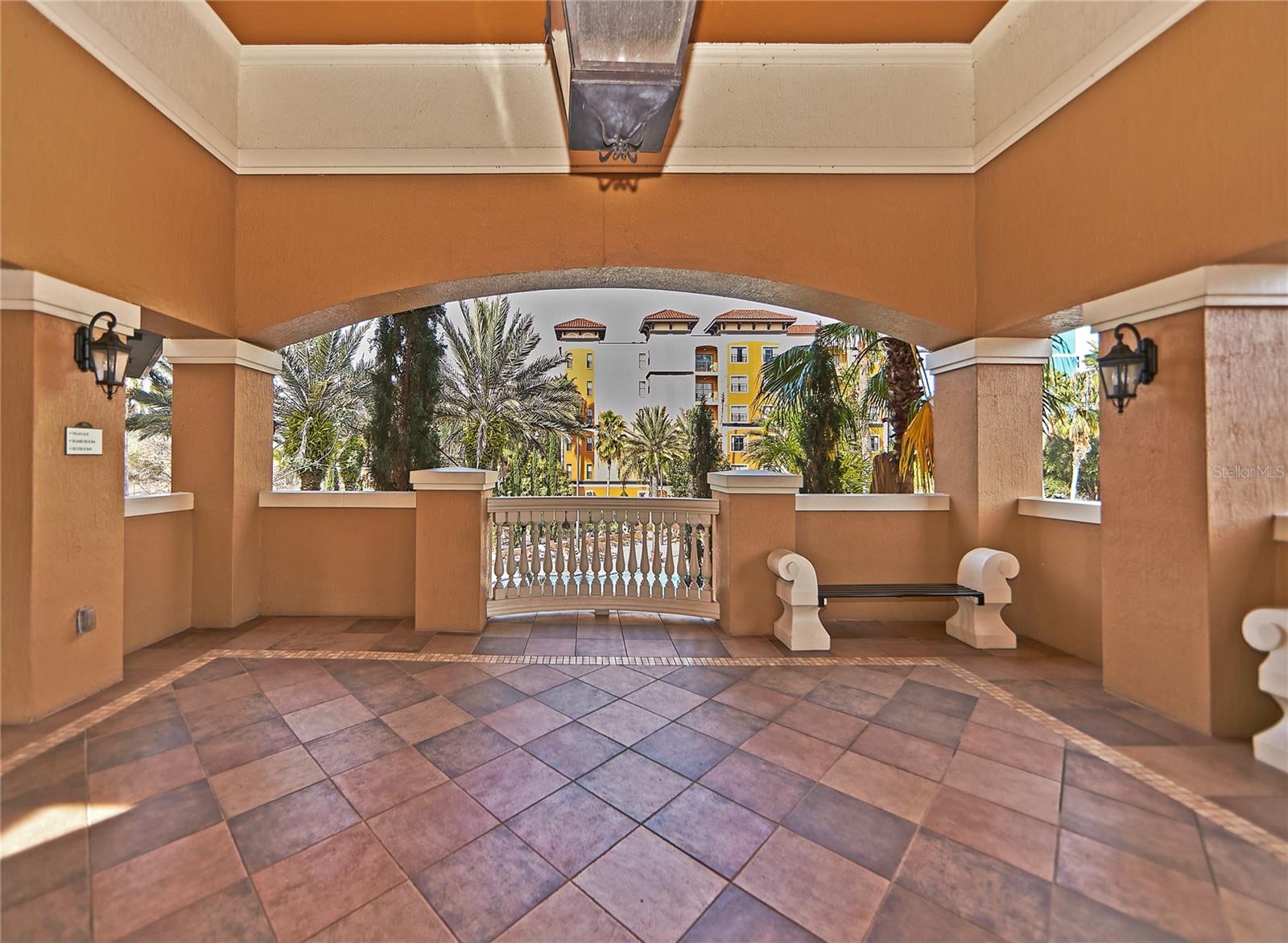 FLORIDAYS ORLANDO RESIDENCE - Residential