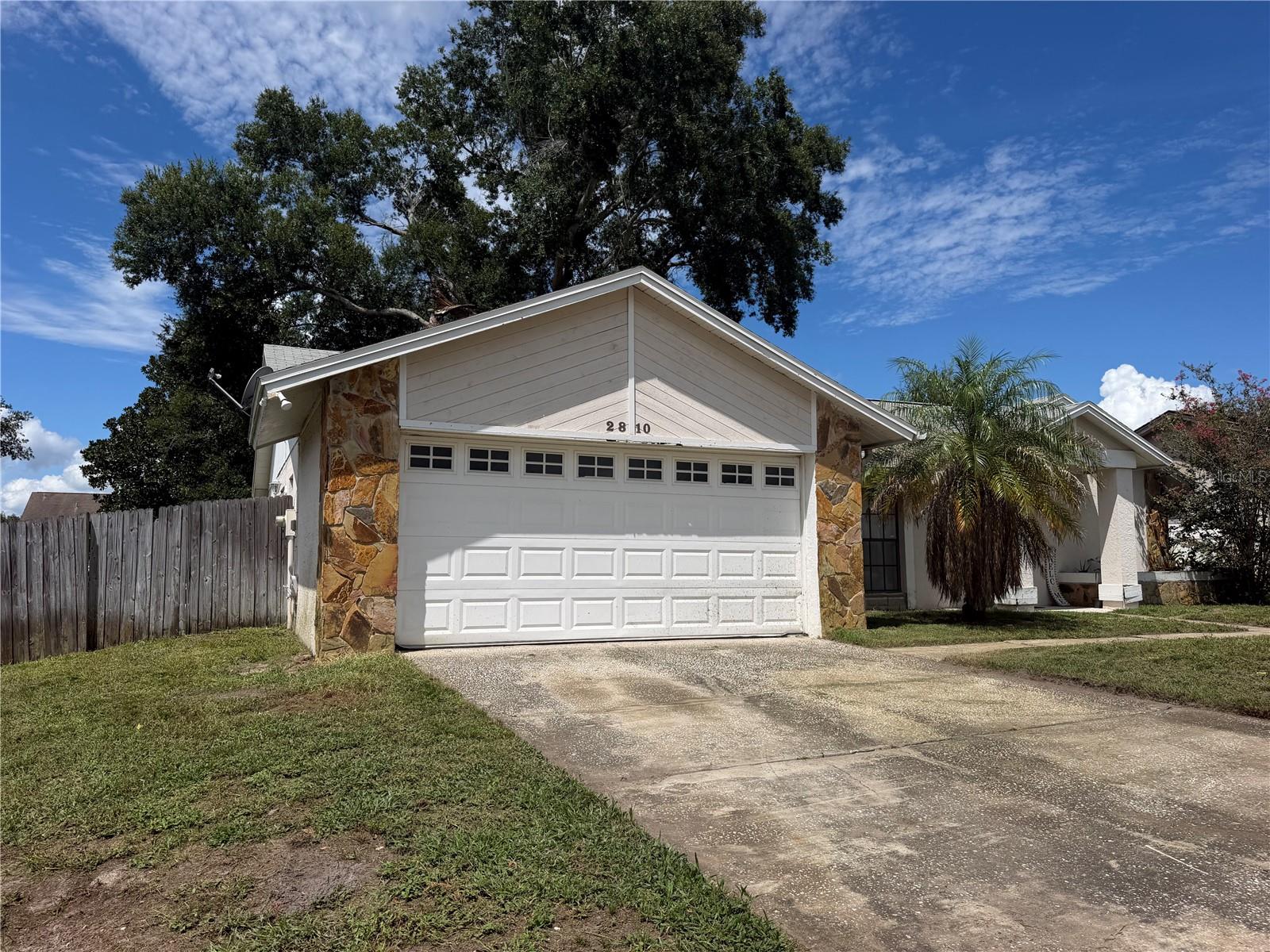 2810 SAINT CLAIR COURT