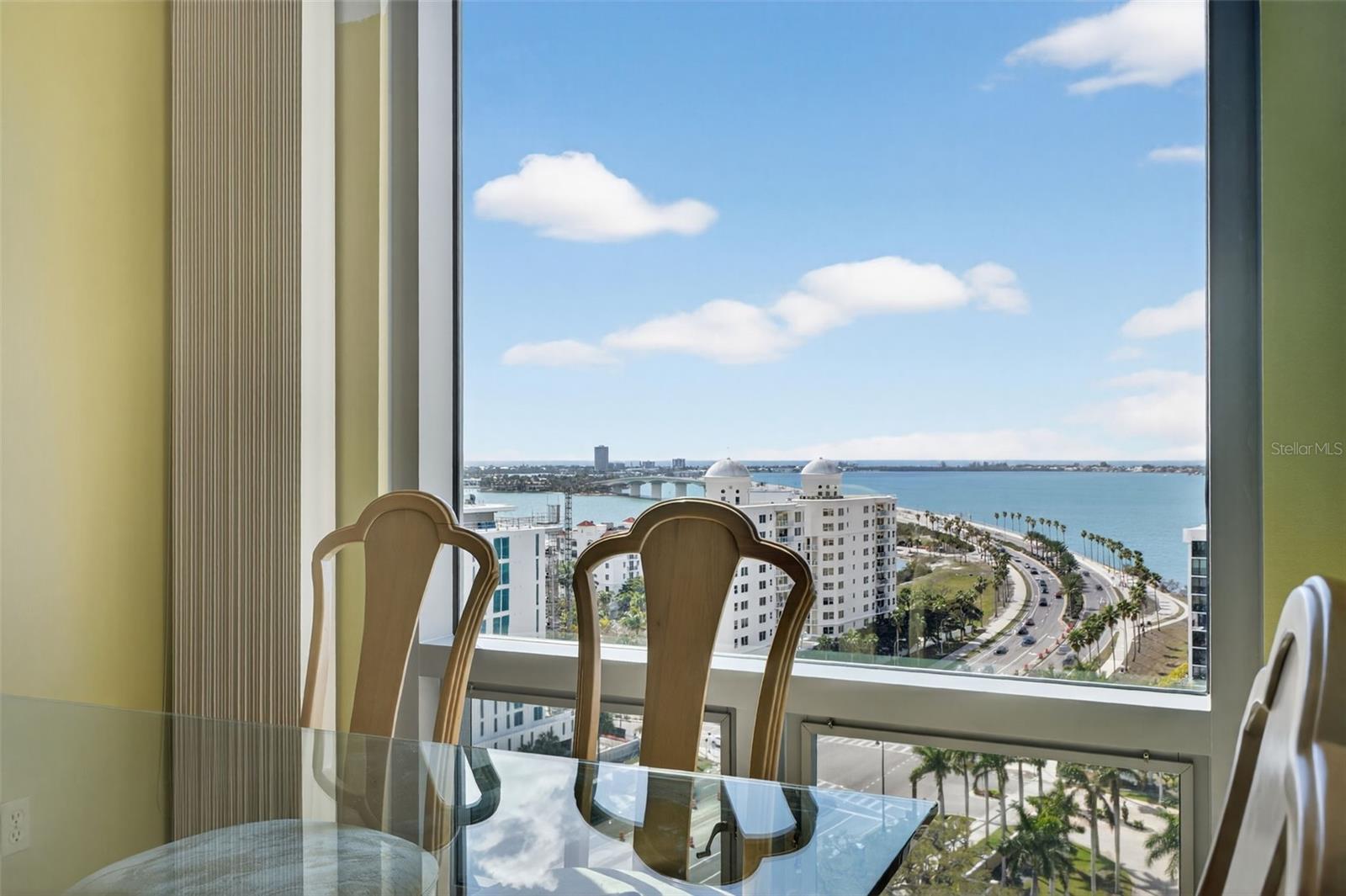 ONE WATERGATE - Residential