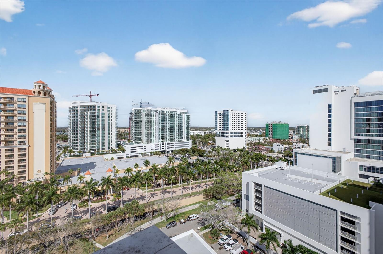 ONE WATERGATE - Residential