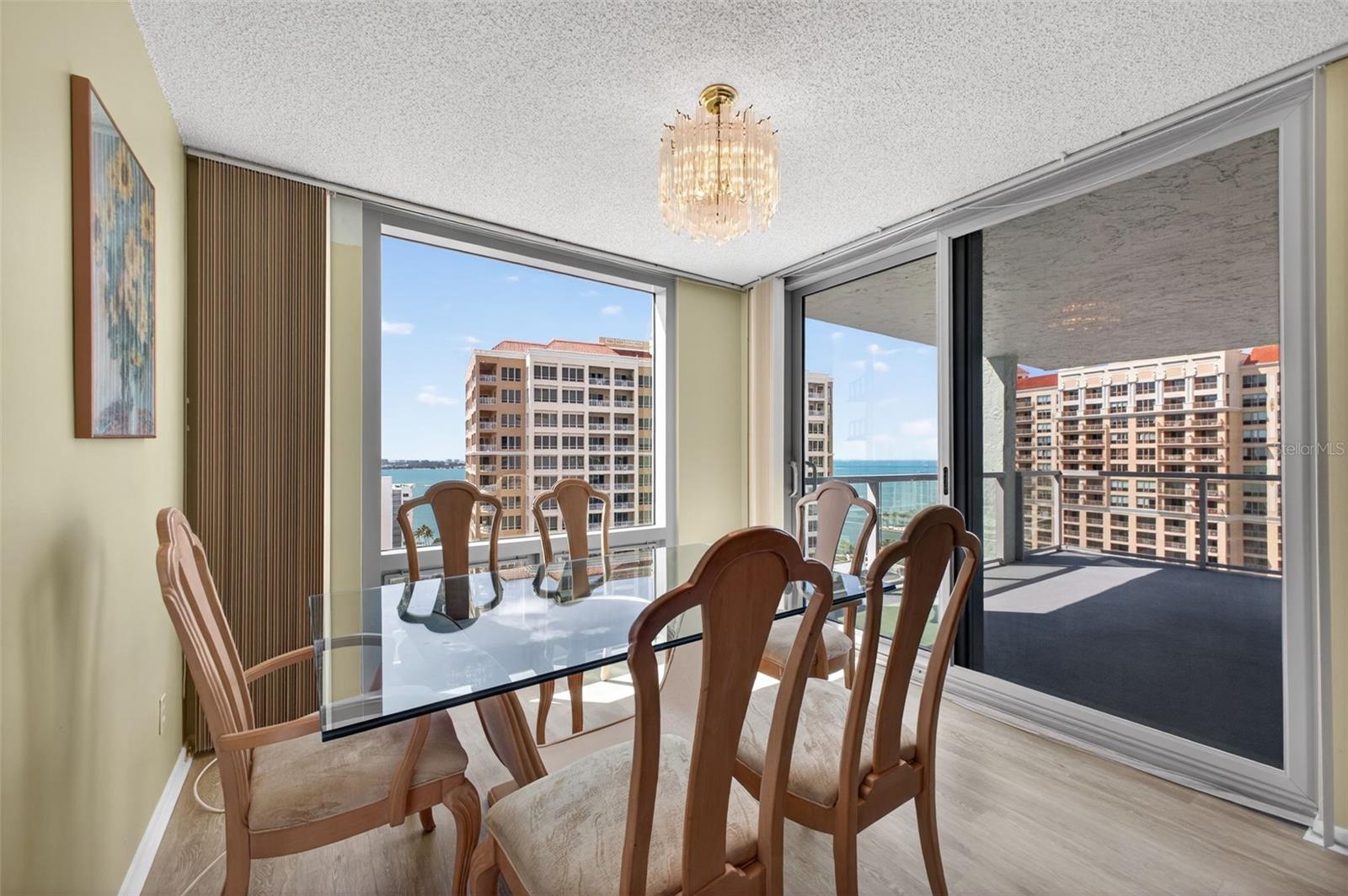 ONE WATERGATE - Residential