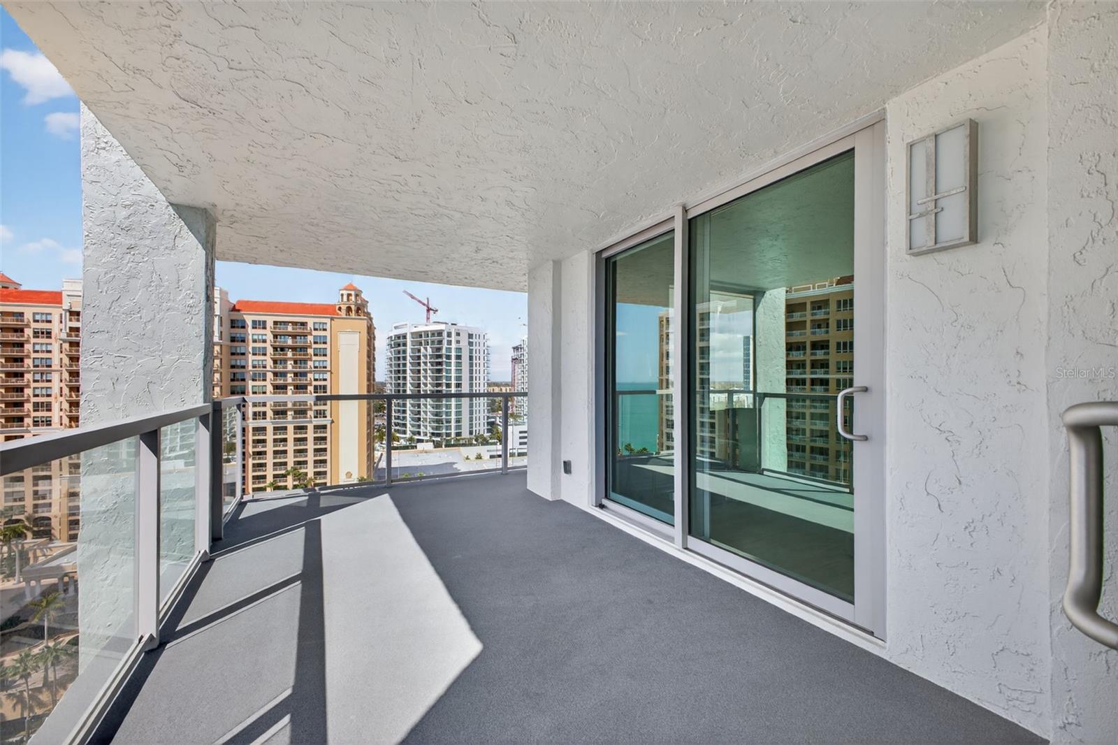 ONE WATERGATE - Residential