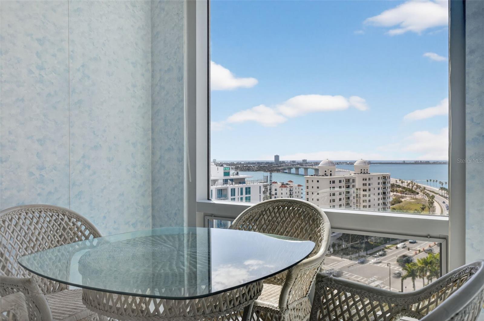 ONE WATERGATE - Residential