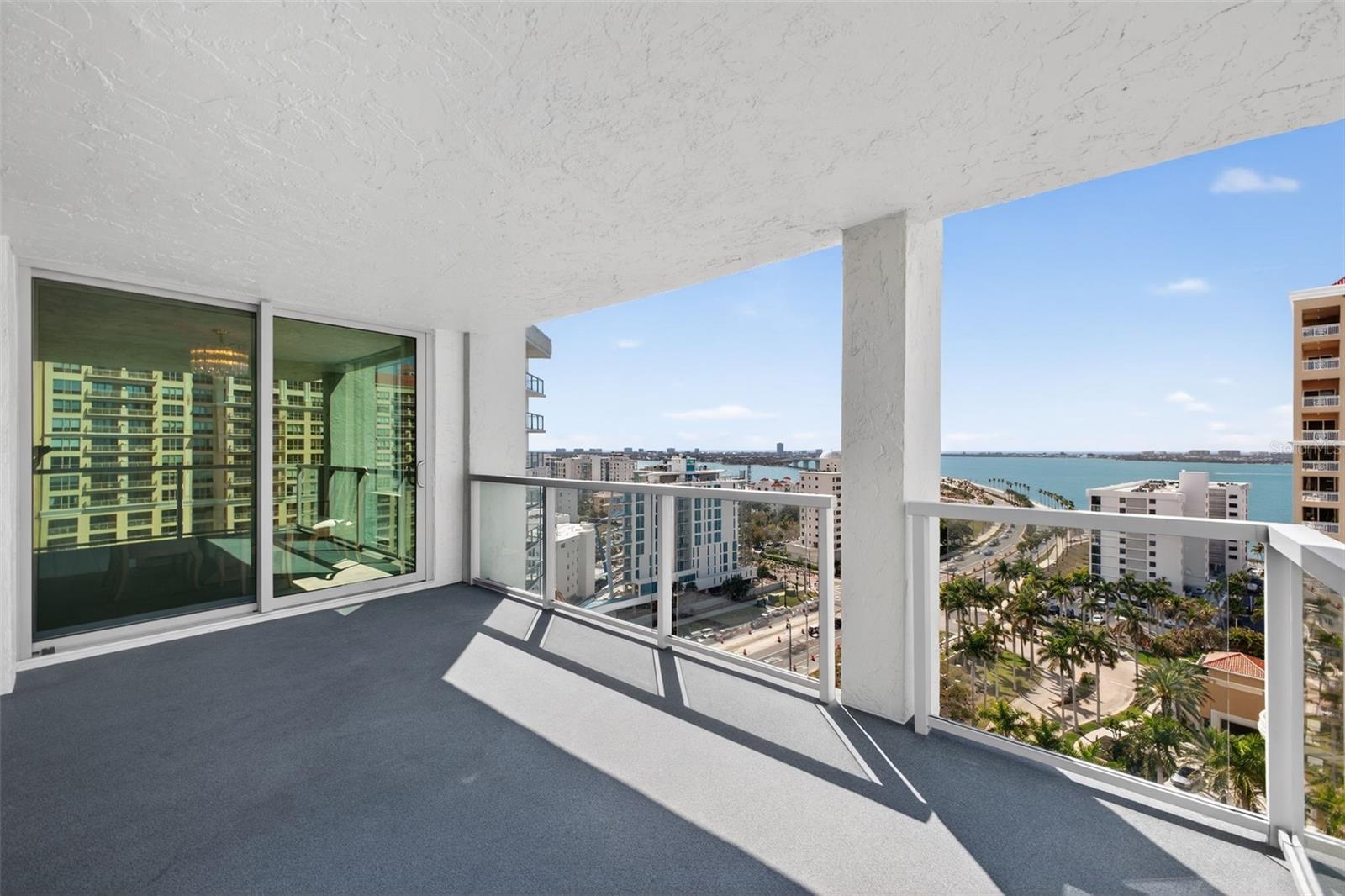 ONE WATERGATE - Residential