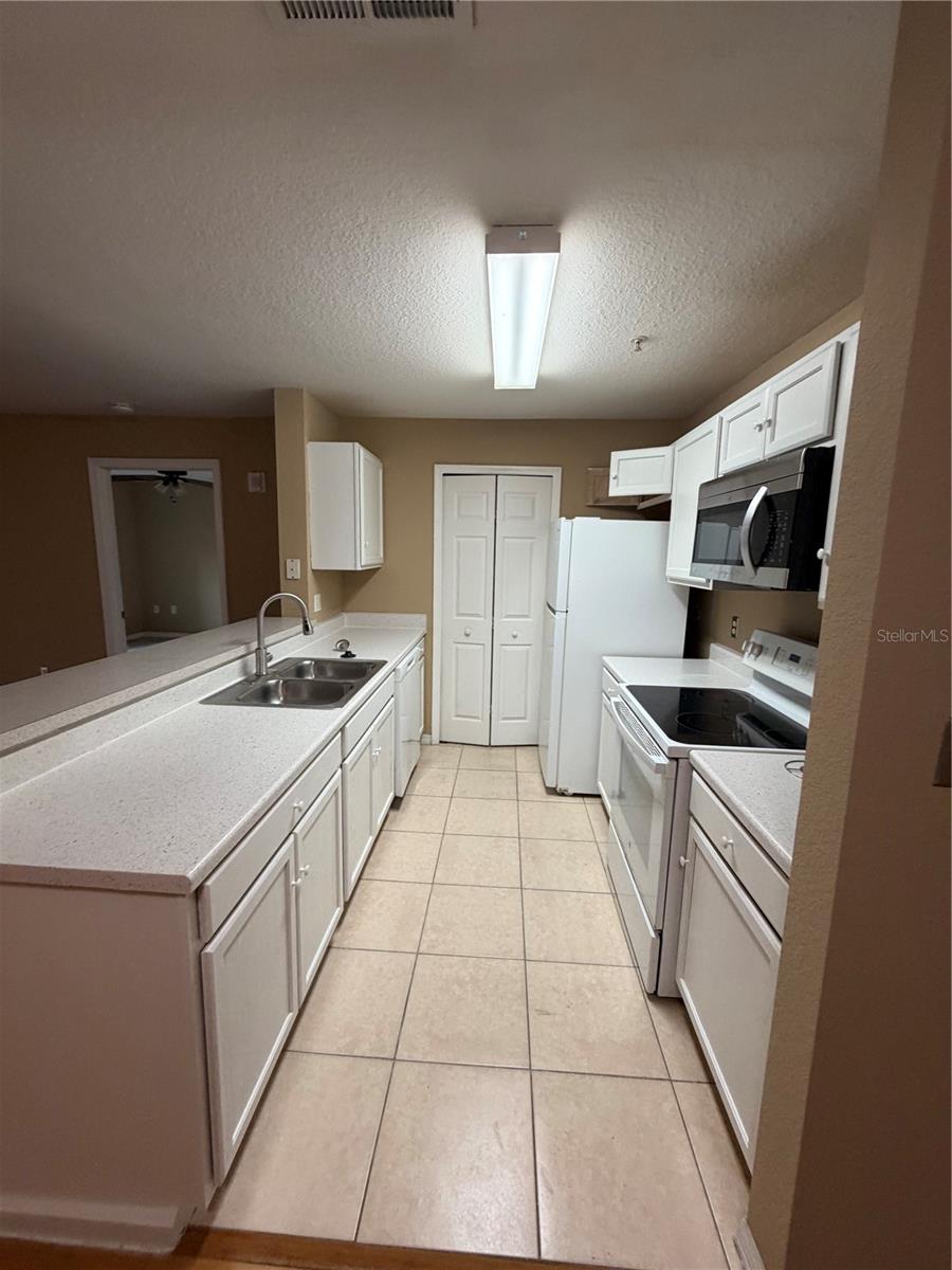 CYPRESS FAIRWAY CONDO - Residential Lease