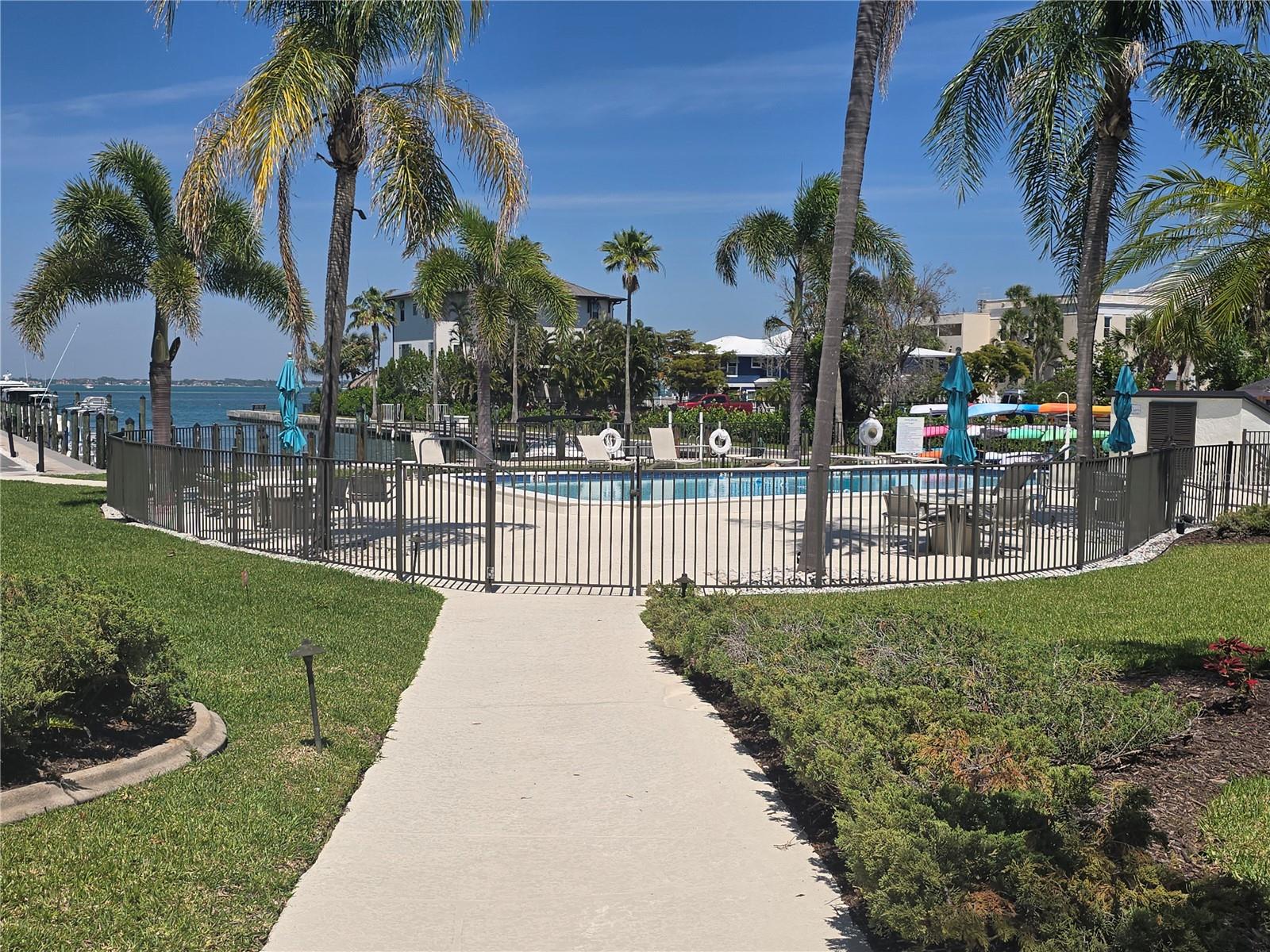 450 GULF OF MEXICO DRIVE 303