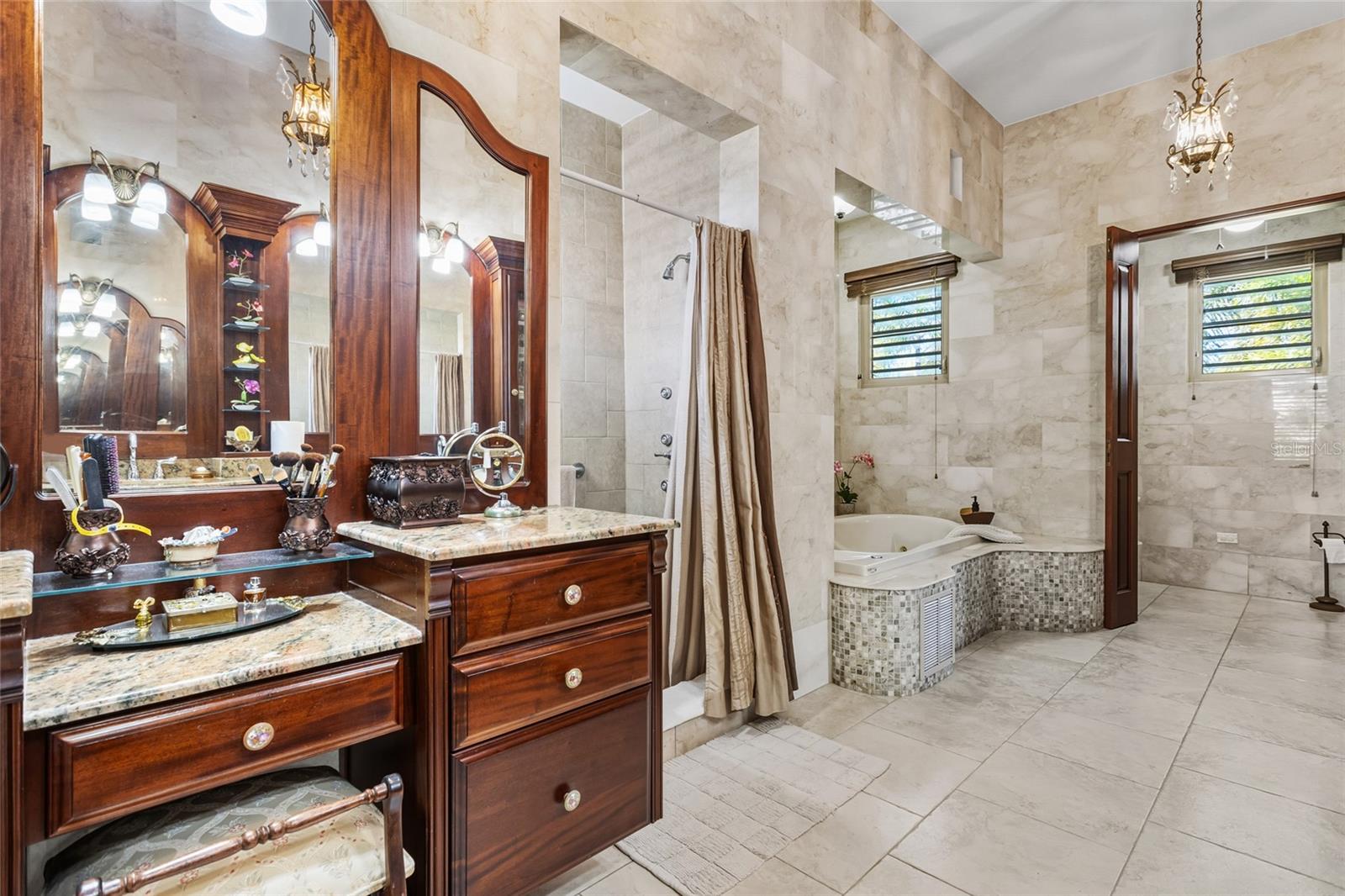 URB. MIRADOR DEL CIELO - Residential