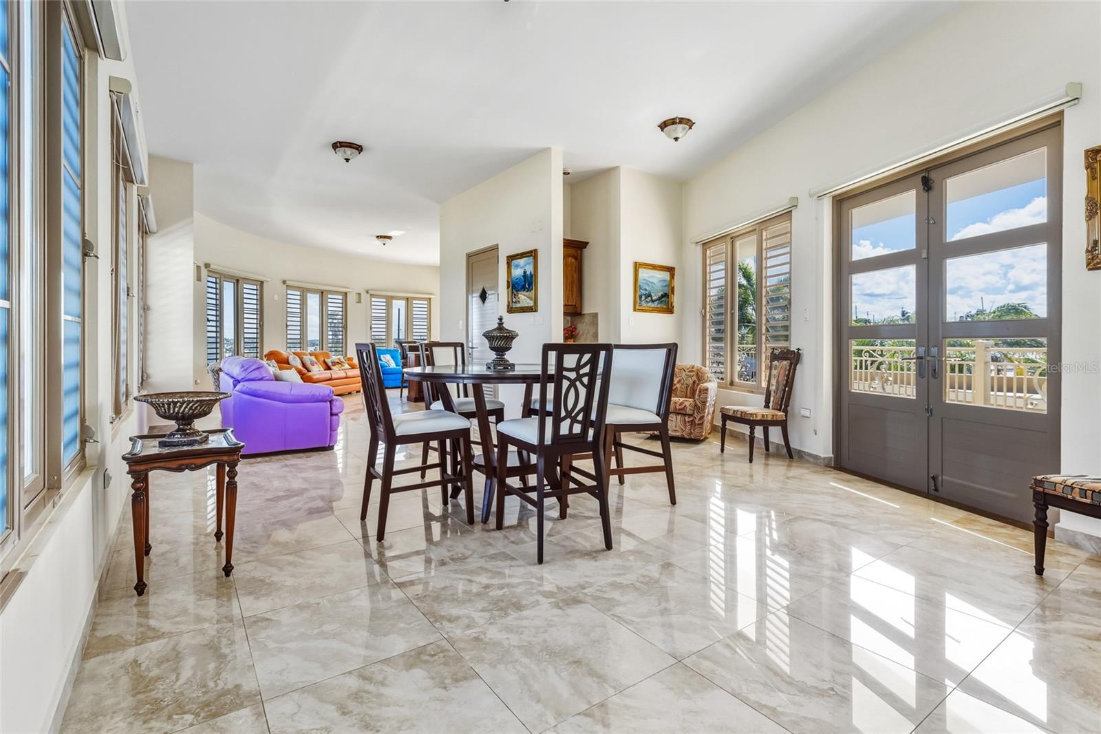 URB. MIRADOR DEL CIELO - Residential