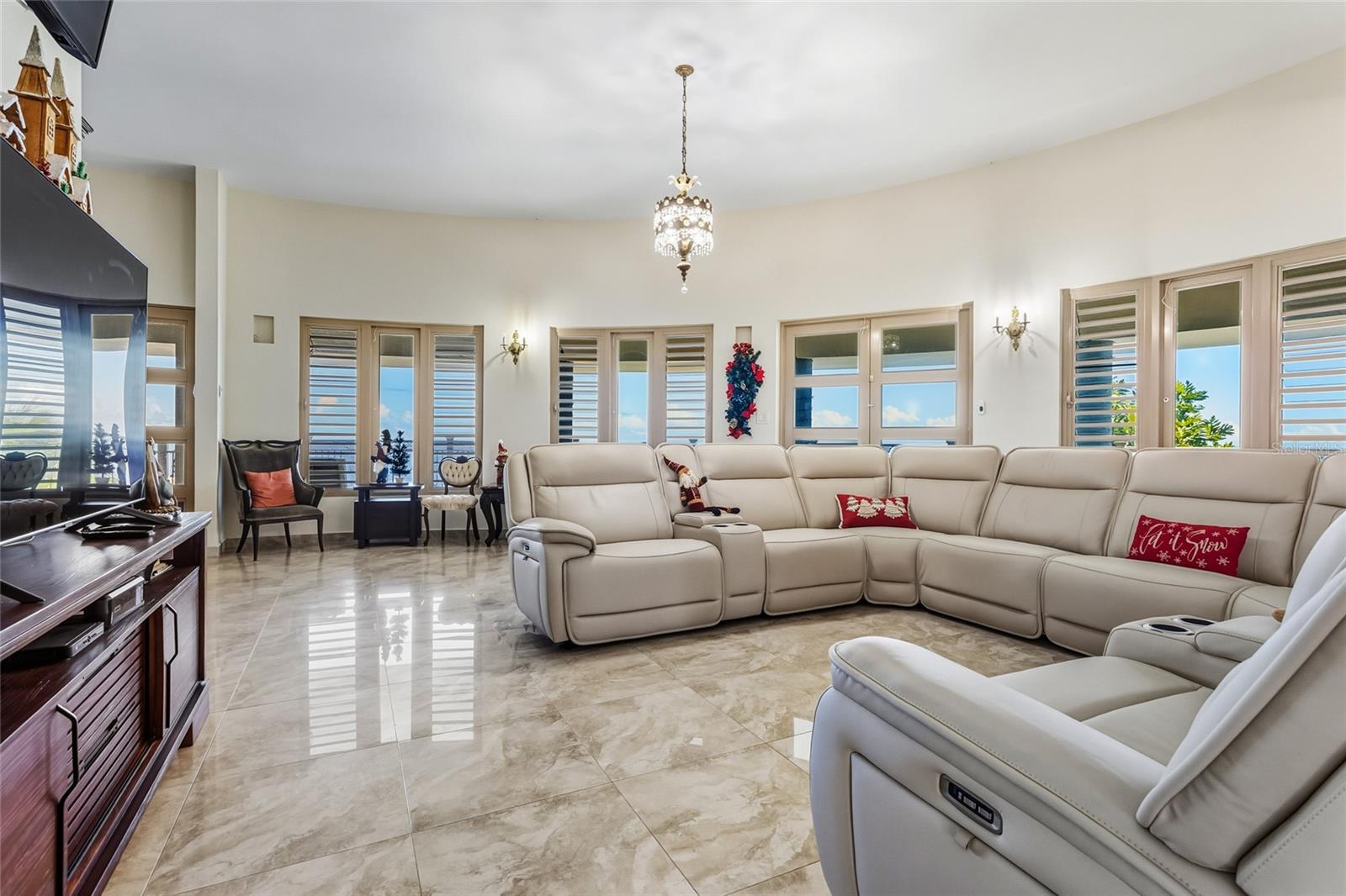 URB. MIRADOR DEL CIELO - Residential