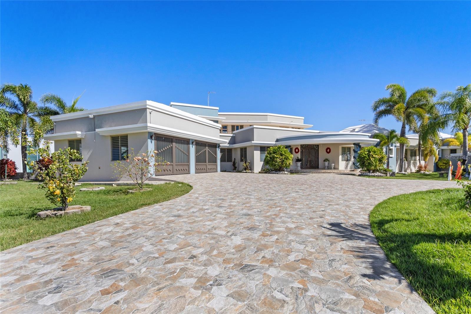 URB. MIRADOR DEL CIELO - Residential