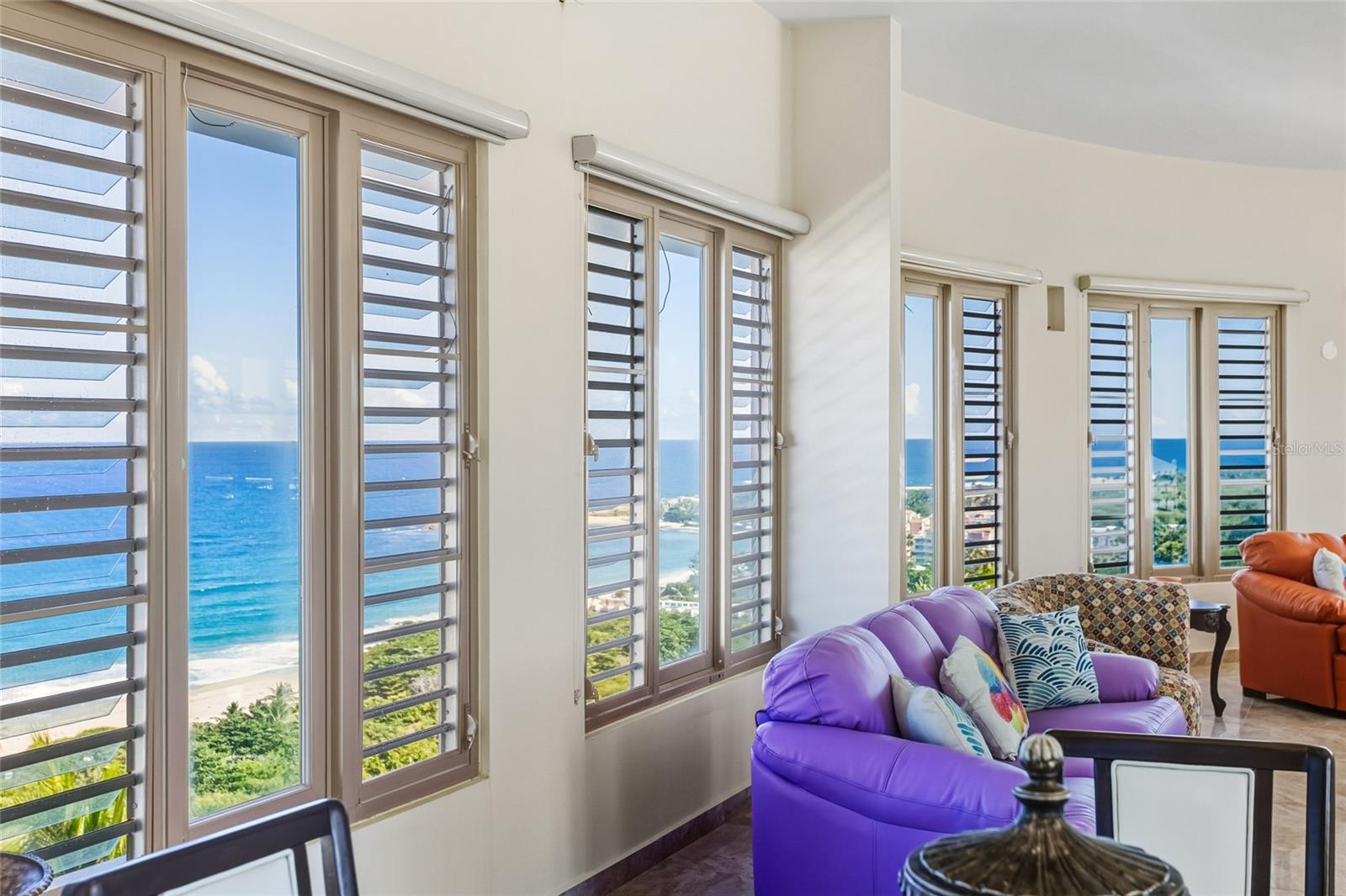 URB. MIRADOR DEL CIELO - Residential