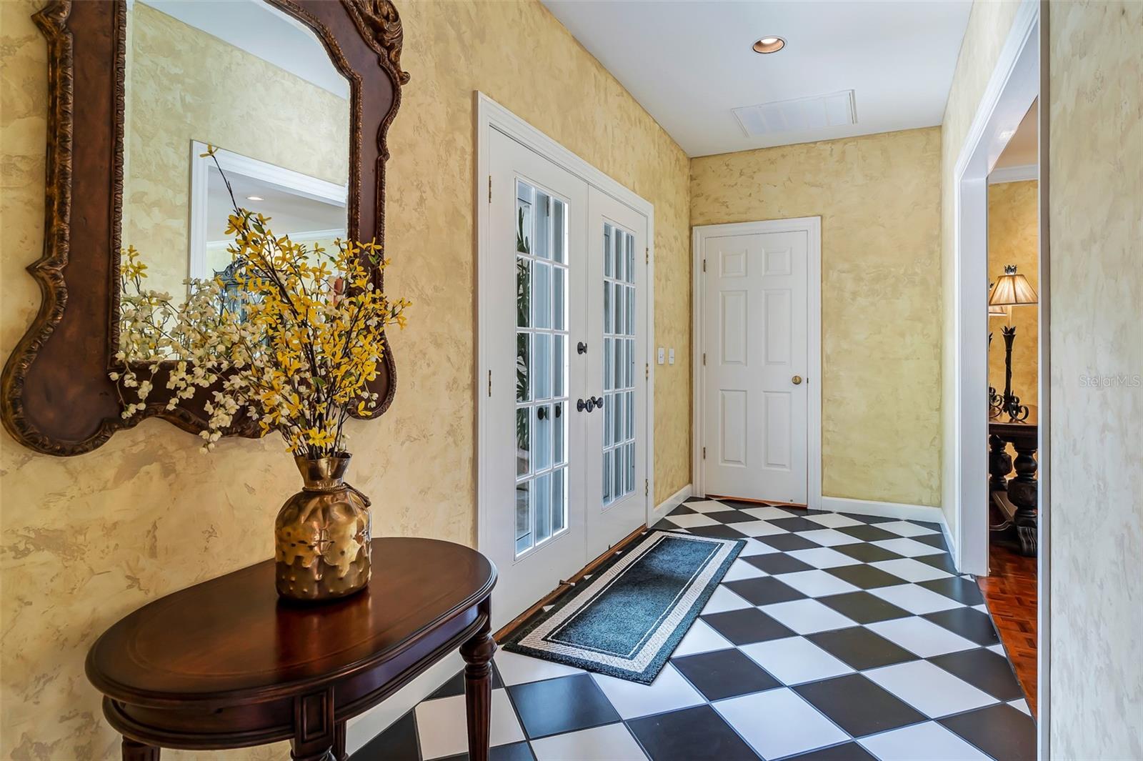 MOUNTAIN LAKE UNREC - Residential