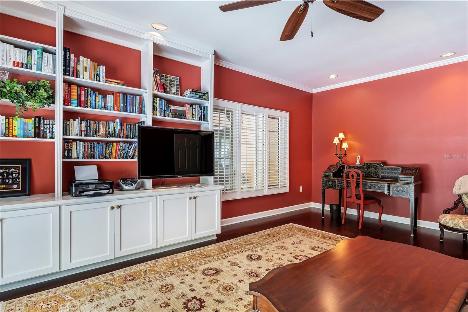 MOUNTAIN LAKE UNREC - Residential