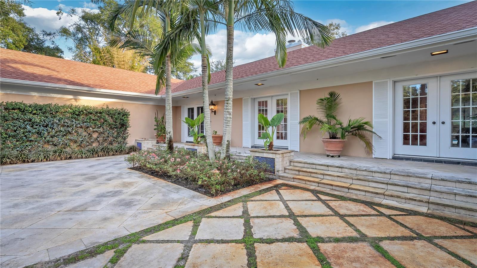 MOUNTAIN LAKE UNREC - Residential