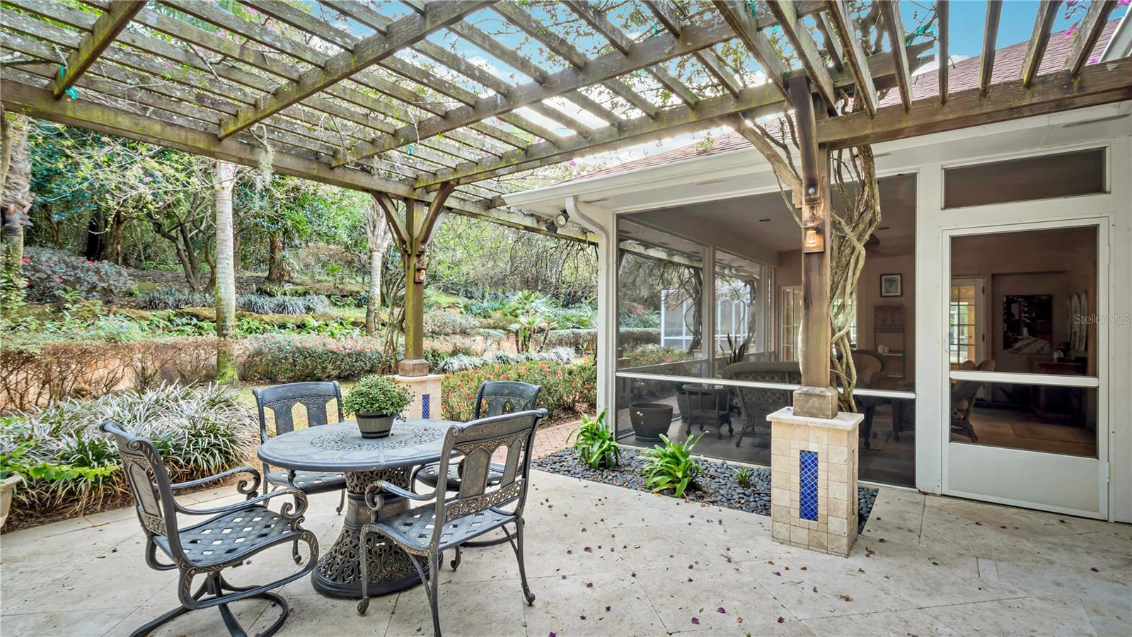 MOUNTAIN LAKE UNREC - Residential