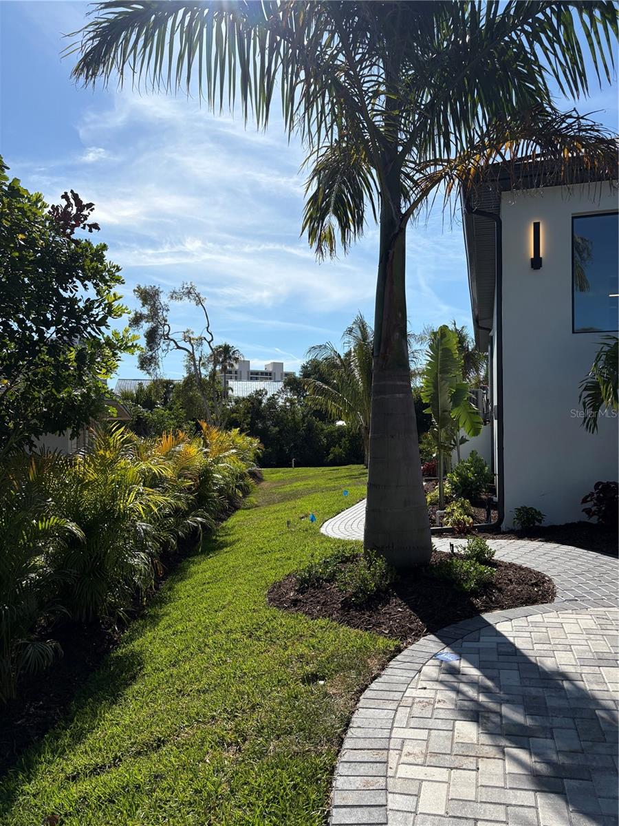 SARASOTA BEACH - Residential