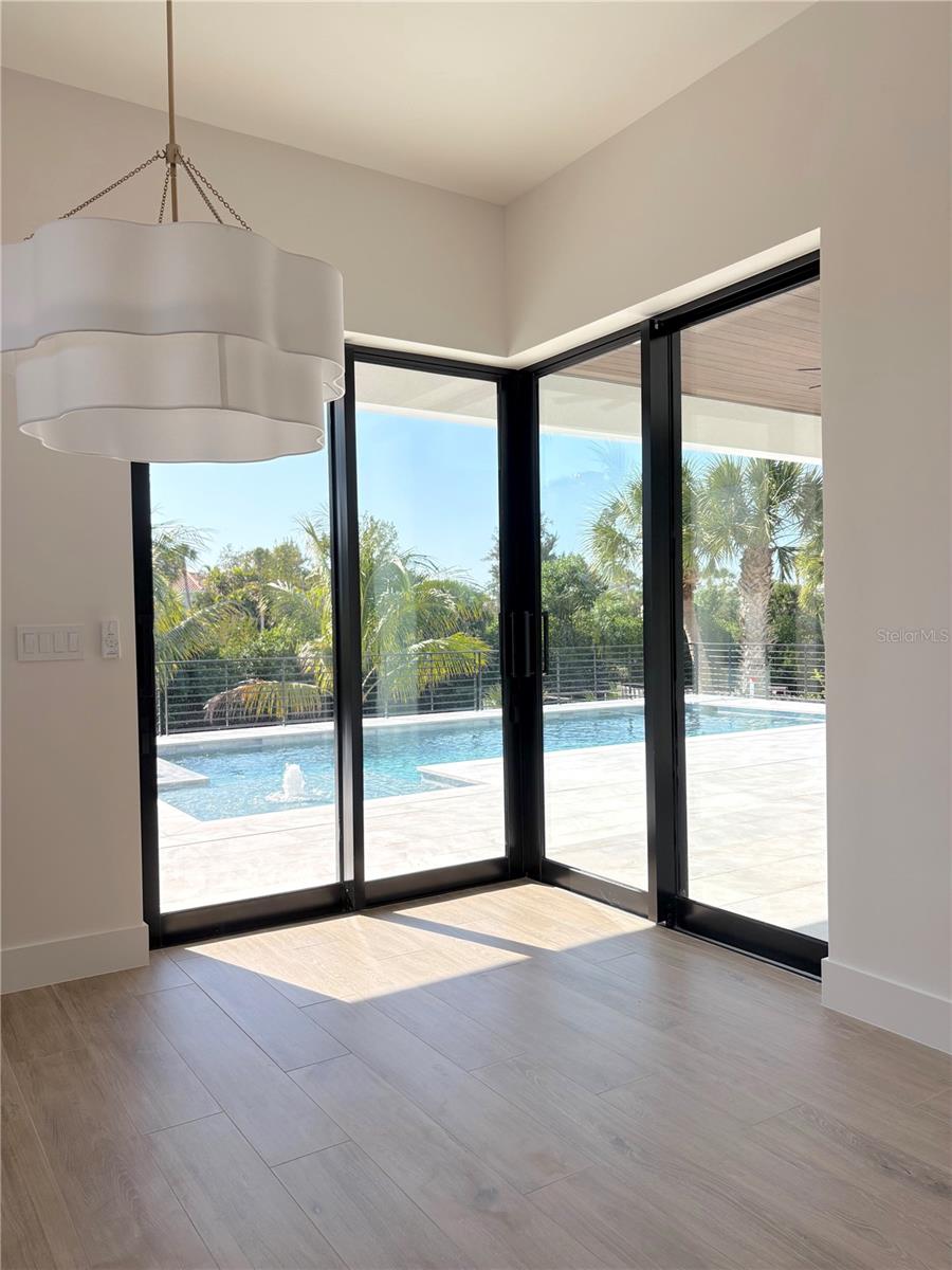 SARASOTA BEACH - Residential