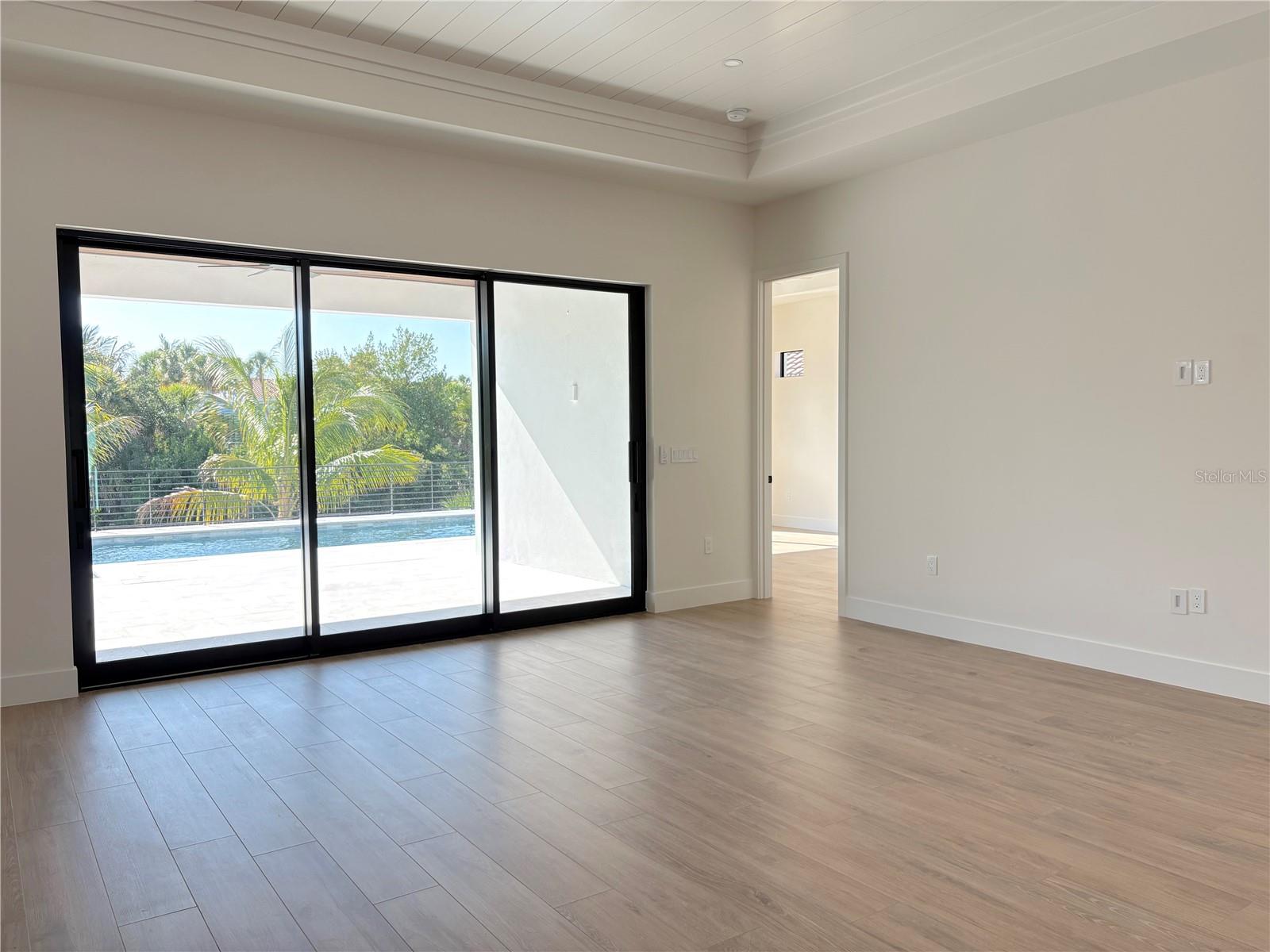 SARASOTA BEACH - Residential