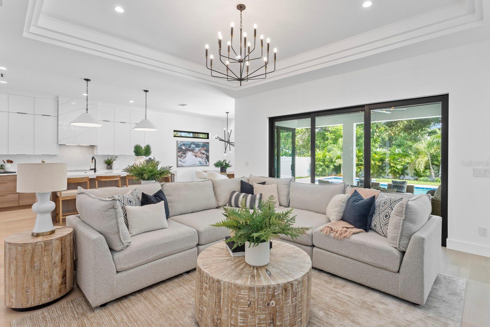 SARASOTA BEACH - Residential
