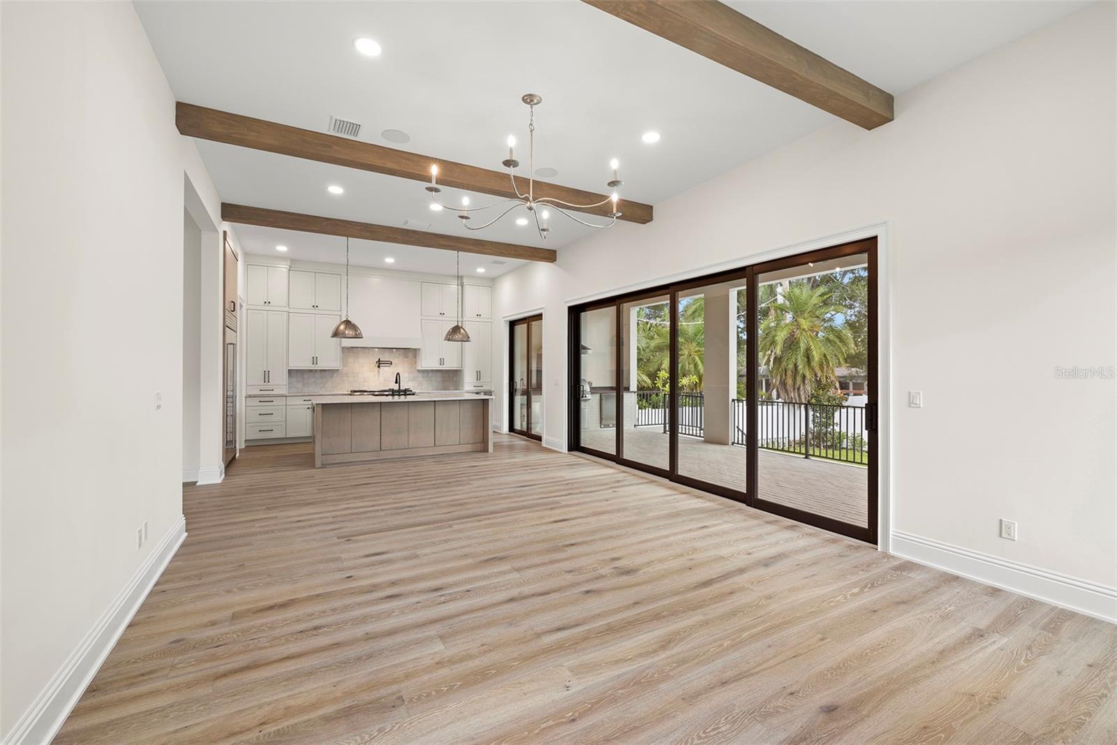 SUNSET PARK - Residential