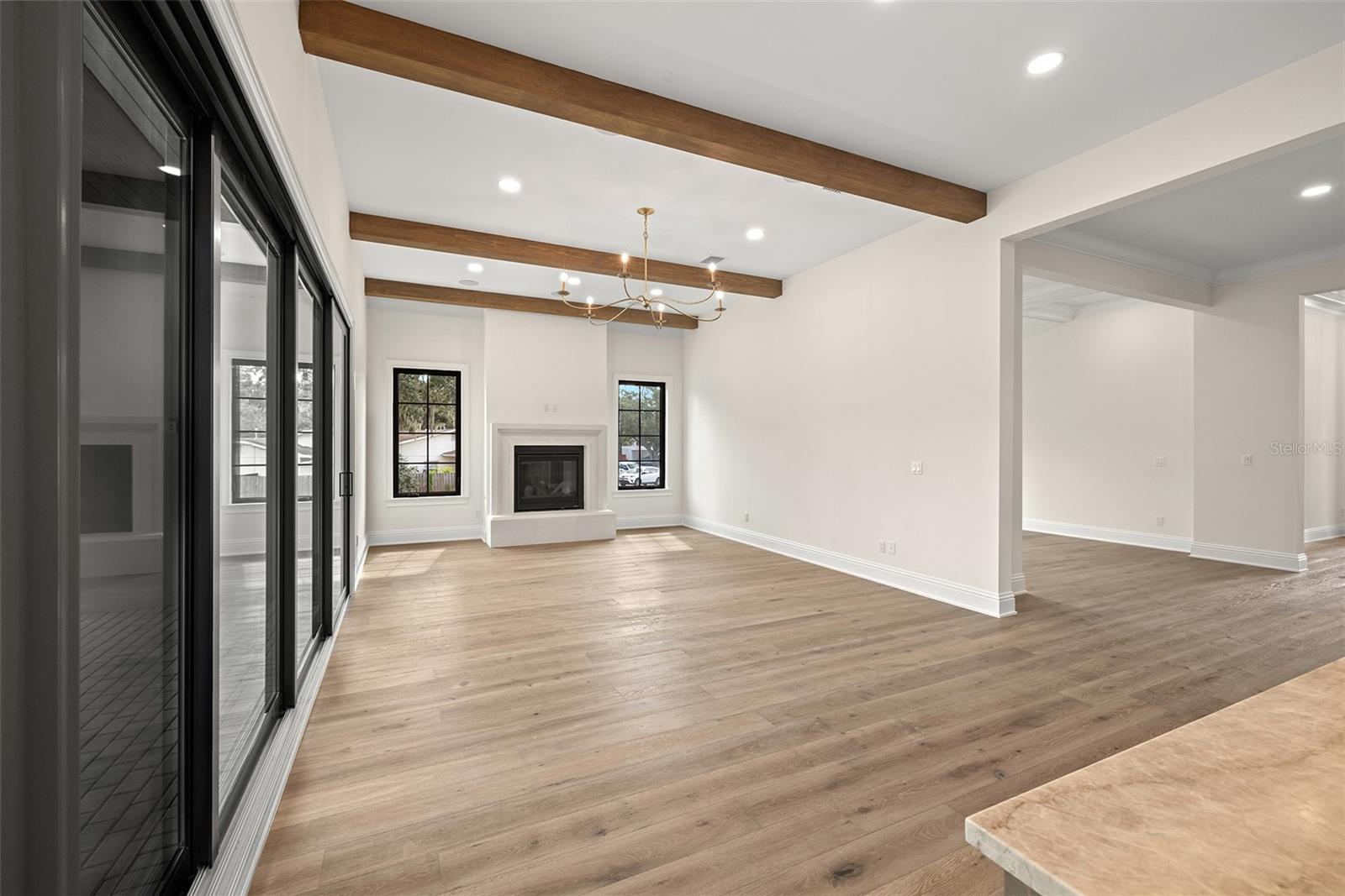 SUNSET PARK - Residential